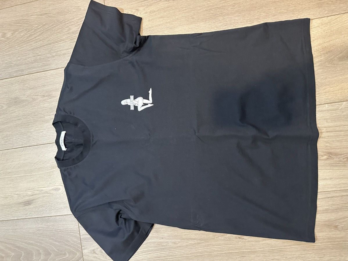 Givenchy Demon girl shirt Size US XL / EU 56 / 4 - 1 Thumbnail