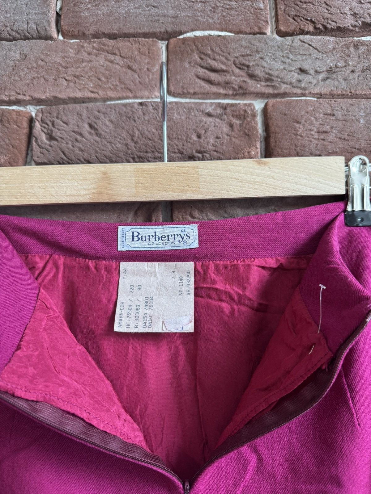 Burberry Burberrys 80s Vintage Midi Wool Pencil Skirt Pink 44 Size 30" / US 8 / IT 44 - 4 Thumbnail