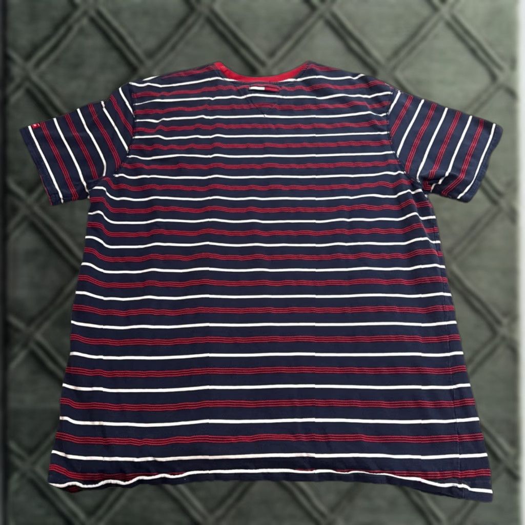 Tommy Hilfiger VINTAGE Tommy Hilfiger Navy Red White Stripe T-Shirt L Men 90s Skater Shirt Size US L / EU 52-54 / 3 - 1 Thumbnail