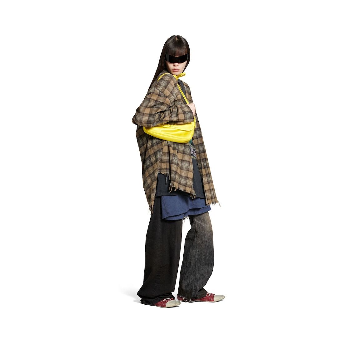 Balenciaga o1srvl11e0526 Size: OS / Leopolda Pochette Bag in Yellow Size ONE SIZE - 5 Thumbnail