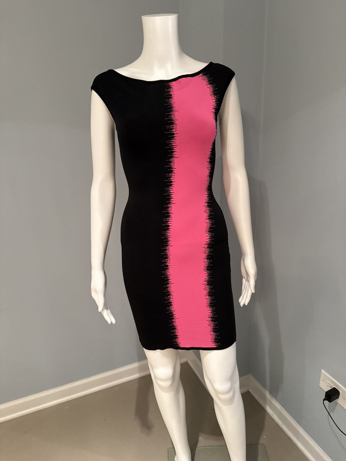 Herve Leger Herve Leger Bodycon Dress Size S / US 4 / IT 40 - 1 Thumbnail