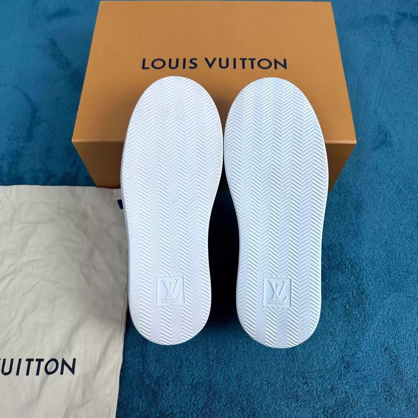 Louis Vuitton lv Beverly Hills Leather Low Top Shoes White/Red 7.5/41.5 Size US 8.5 / EU 41-42 - 5 Thumbnail