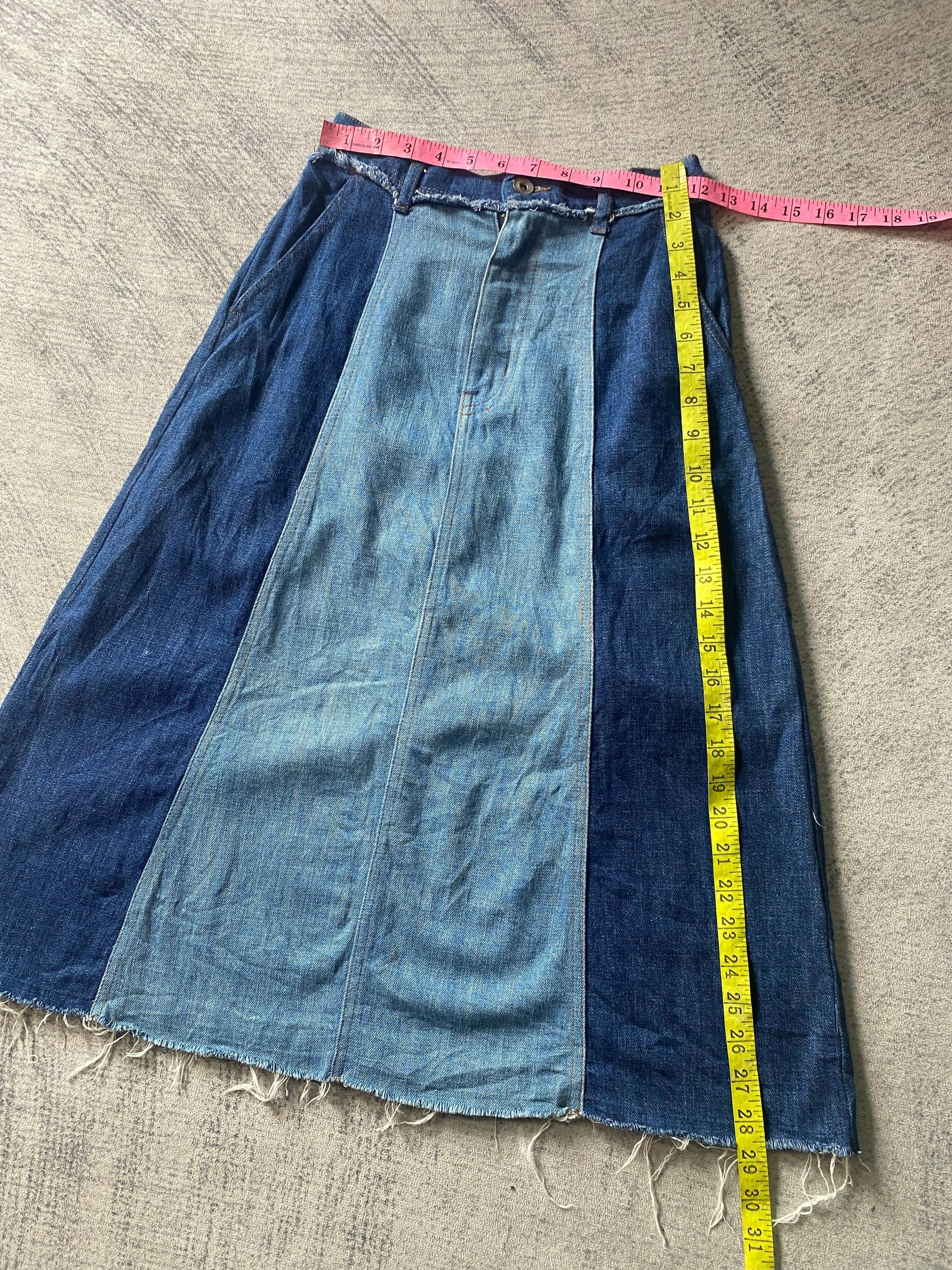 Designer Designer Style Frayed Denim Midi Skirt Size 30" / US 8 / IT 44 - 8 Thumbnail