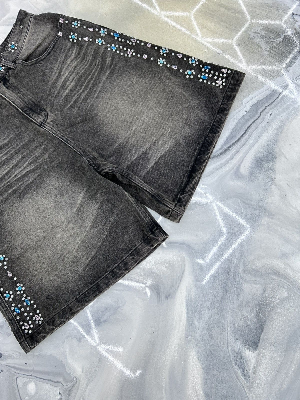 Vale Vale Black Candy Jean Shorts Size 36 Size US 36 / EU 52 - 5 Thumbnail