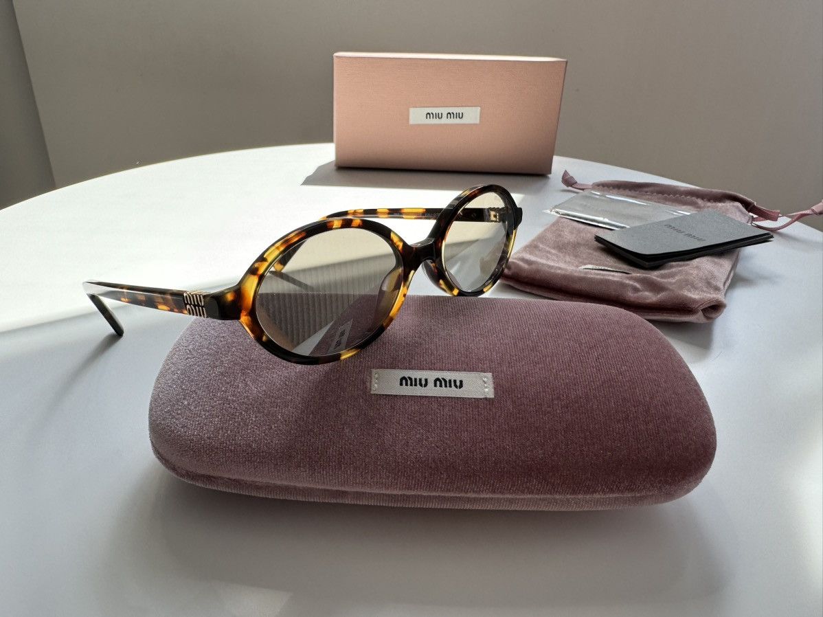 Miu Miu NEW Miu Miu sunglasses MU 04ZS VAU-07F Size ONE SIZE - 4 Thumbnail