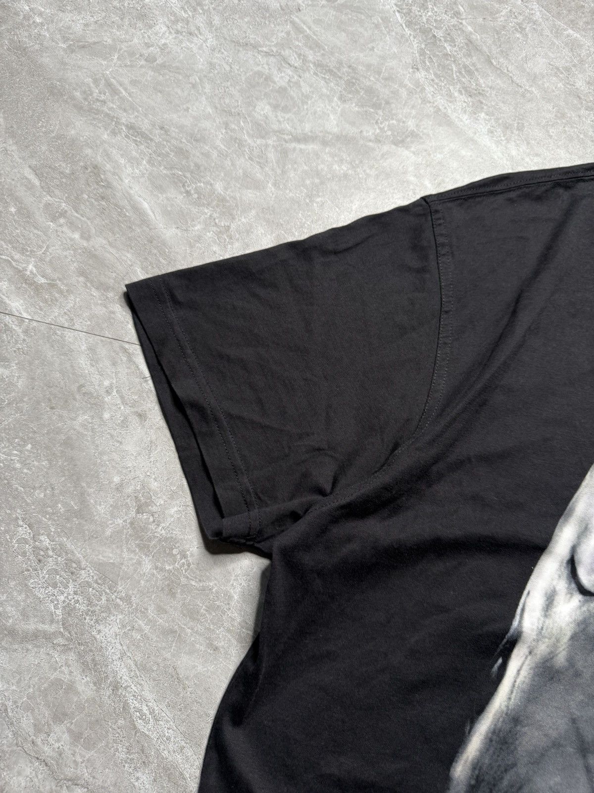 Givenchy Oversized Givenchy Shark Print Tee “Columbian Fit” Size US XS / EU 42 / 0 - 4 Thumbnail