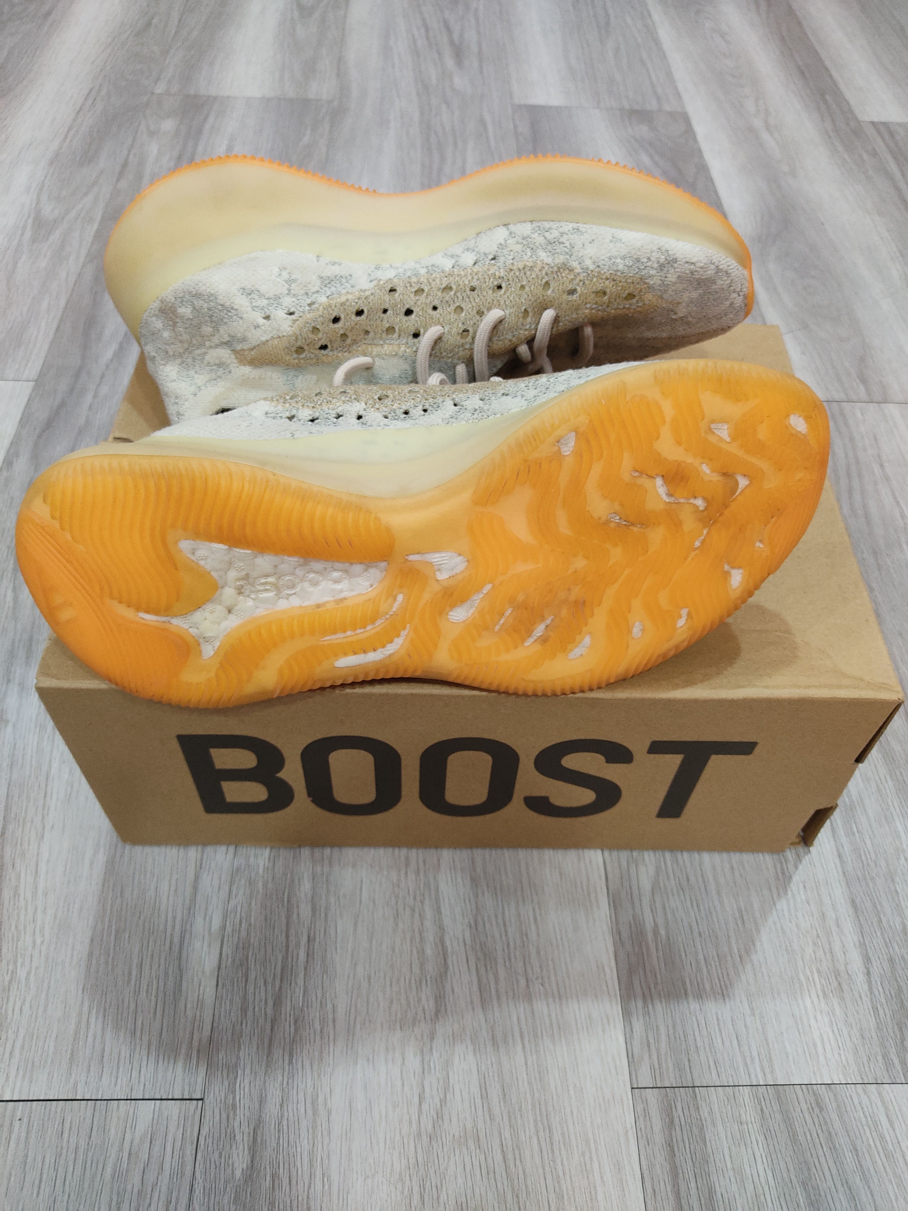 Yeezy YEEZY BOOST 380 Size US 9 / EU 42 - 6 Thumbnail