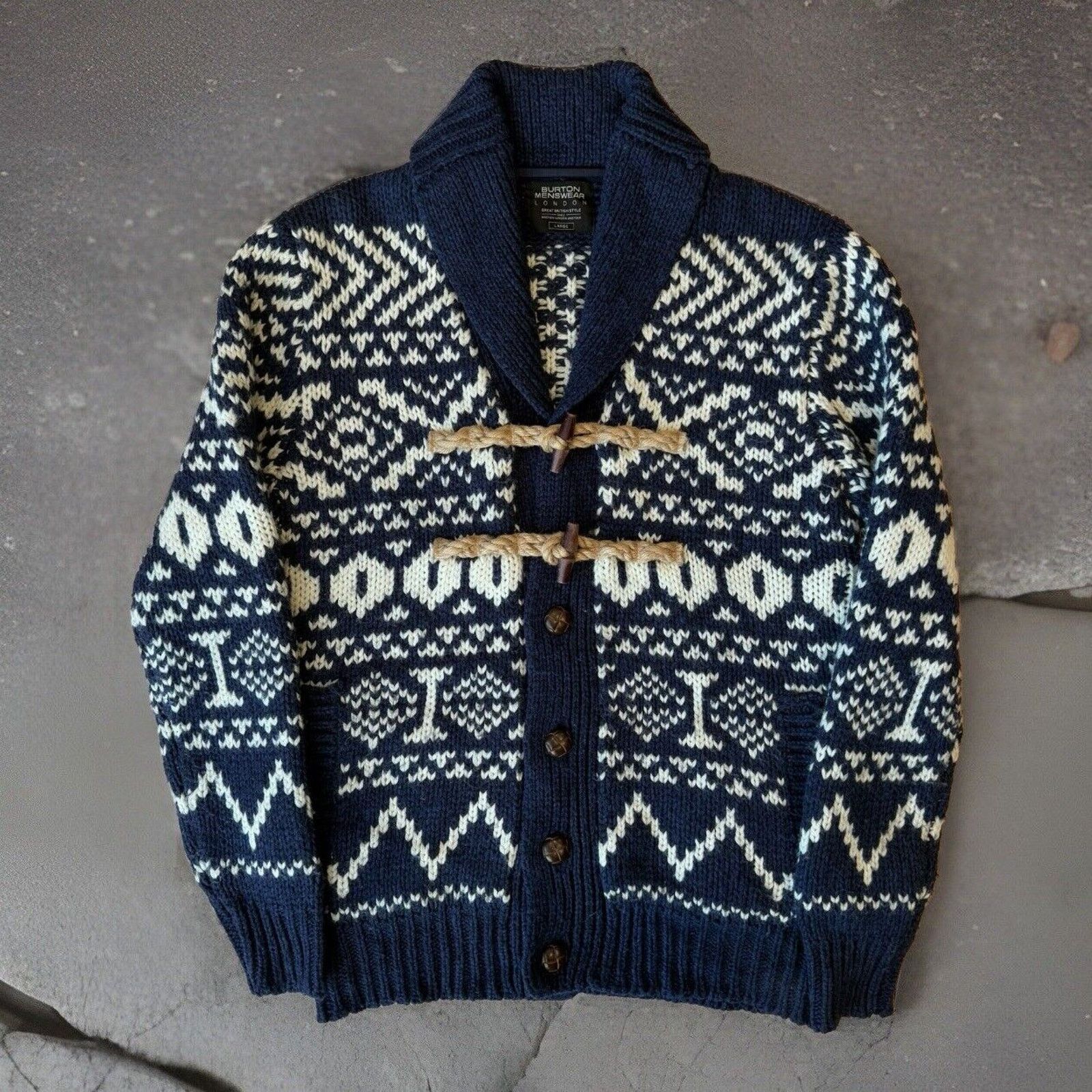 Burton Burton London Cardigan Large Blue Wool Toggle Cowichan Heavy Size US L / EU 52-54 / 3 - 1 Thumbnail