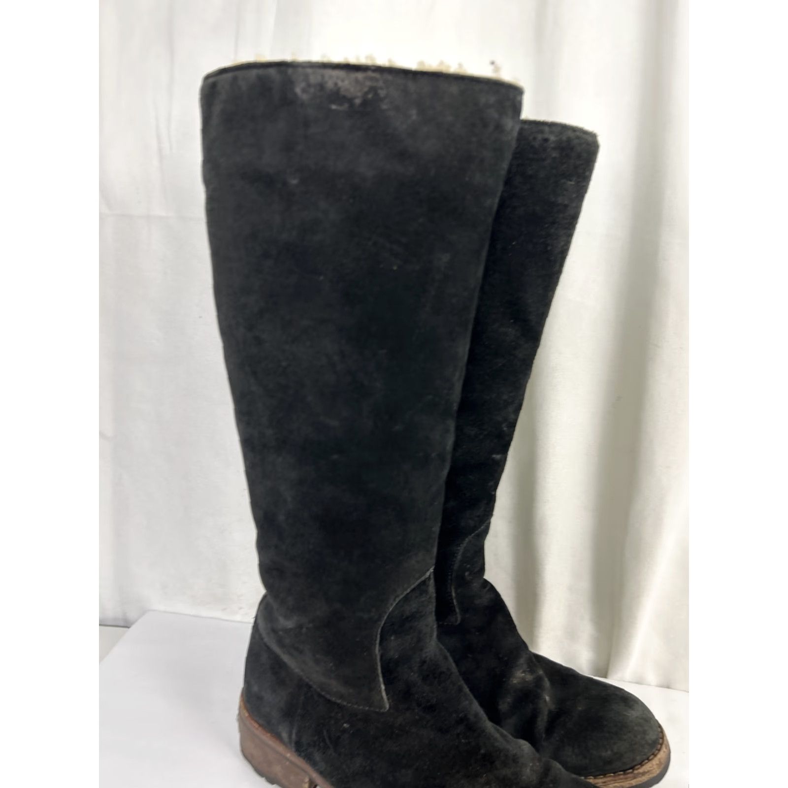 Ugg VINTAGE UGG BROOME BLACK SUEDE TALL BOOTS WOMEN USA 7 F8009G Size US 7 / IT 37 - 4 Thumbnail