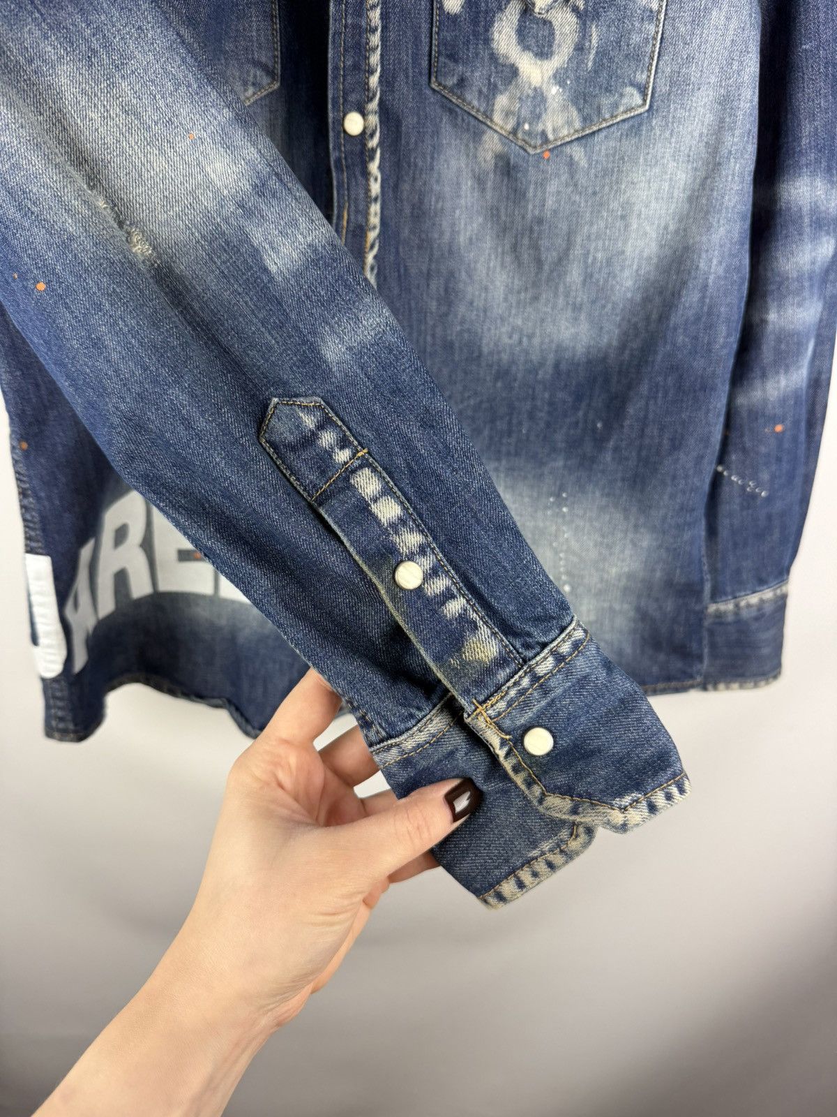 Dsquared2 Dsquared Ladies Big Logo Graphic Print Denim Button Up Shirt Size M / US 6-8 / IT 42-44 - 11 Thumbnail