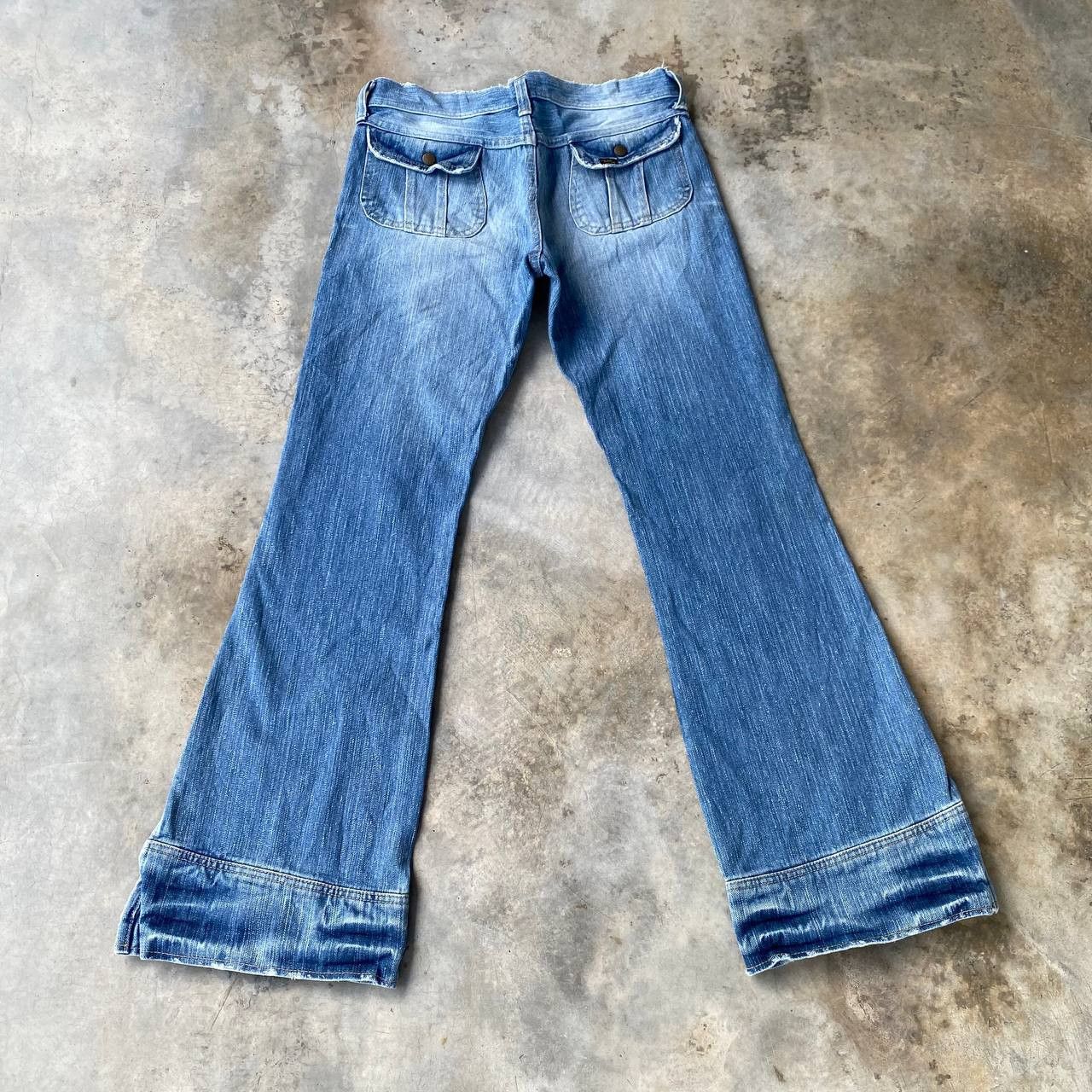 Lee RARE Vintage Lee Riders Button Slit Flare Jean-70s/80s Style Size US 29 - 12 Thumbnail