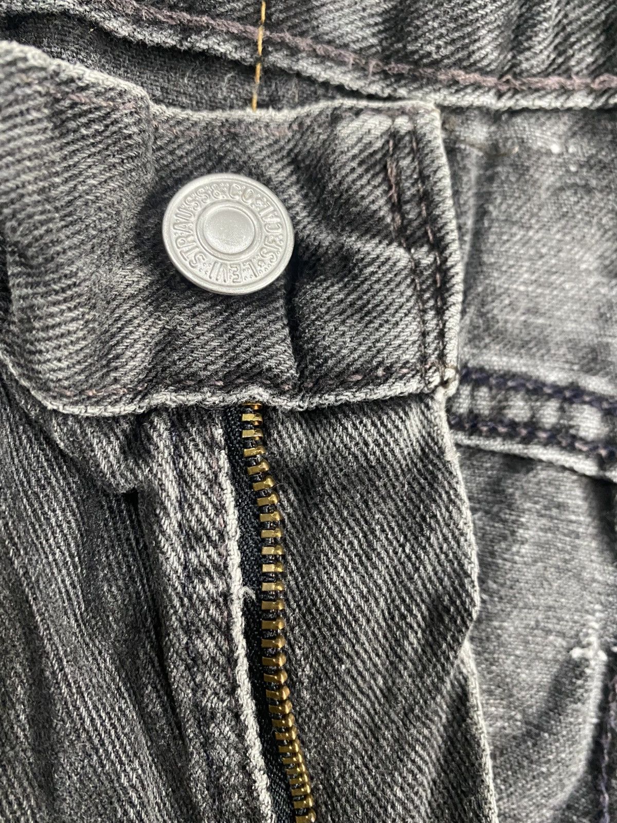 Levi's VINTAGE LEVIS 560 USA Size US 33 - 16 Thumbnail