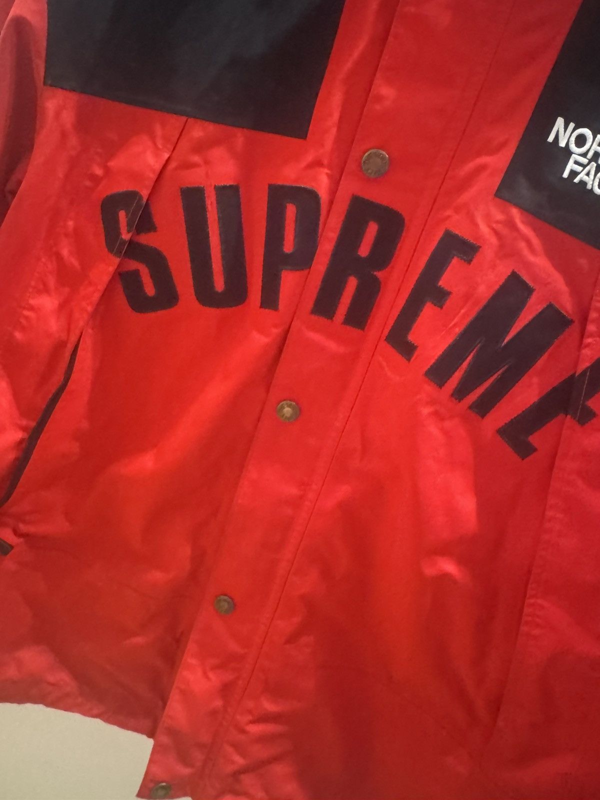 Supreme × The North Face Supreme TNF Arc Logo Mountain Parka Red Medium Size US M / EU 48-50 / 2 - 2 Thumbnail