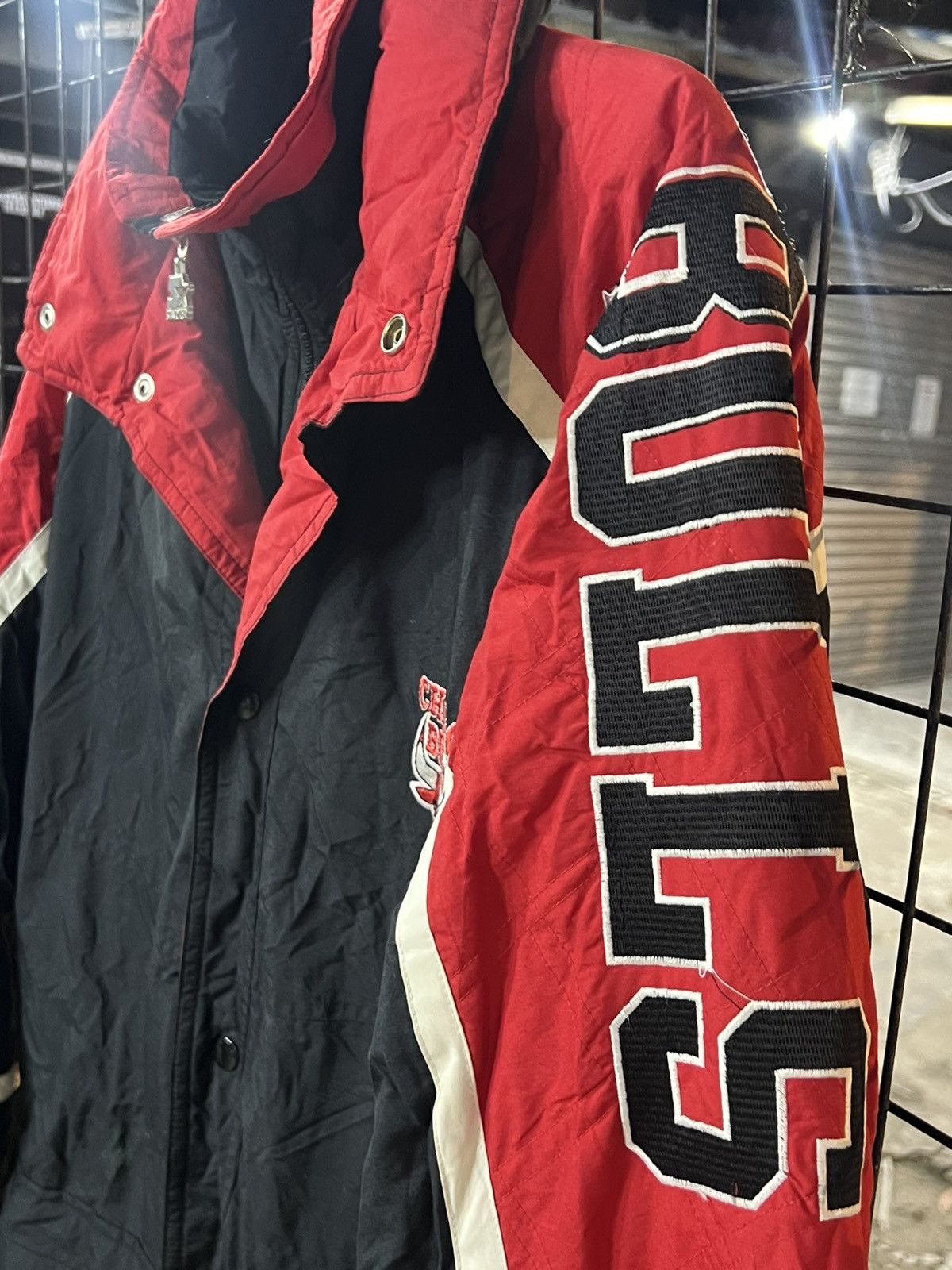 Starter × Vintage Vintage NBA STARTER ZIPPER JACKET CHICAGO BULLS Size US M / EU 48-50 / 2 - 9 Thumbnail