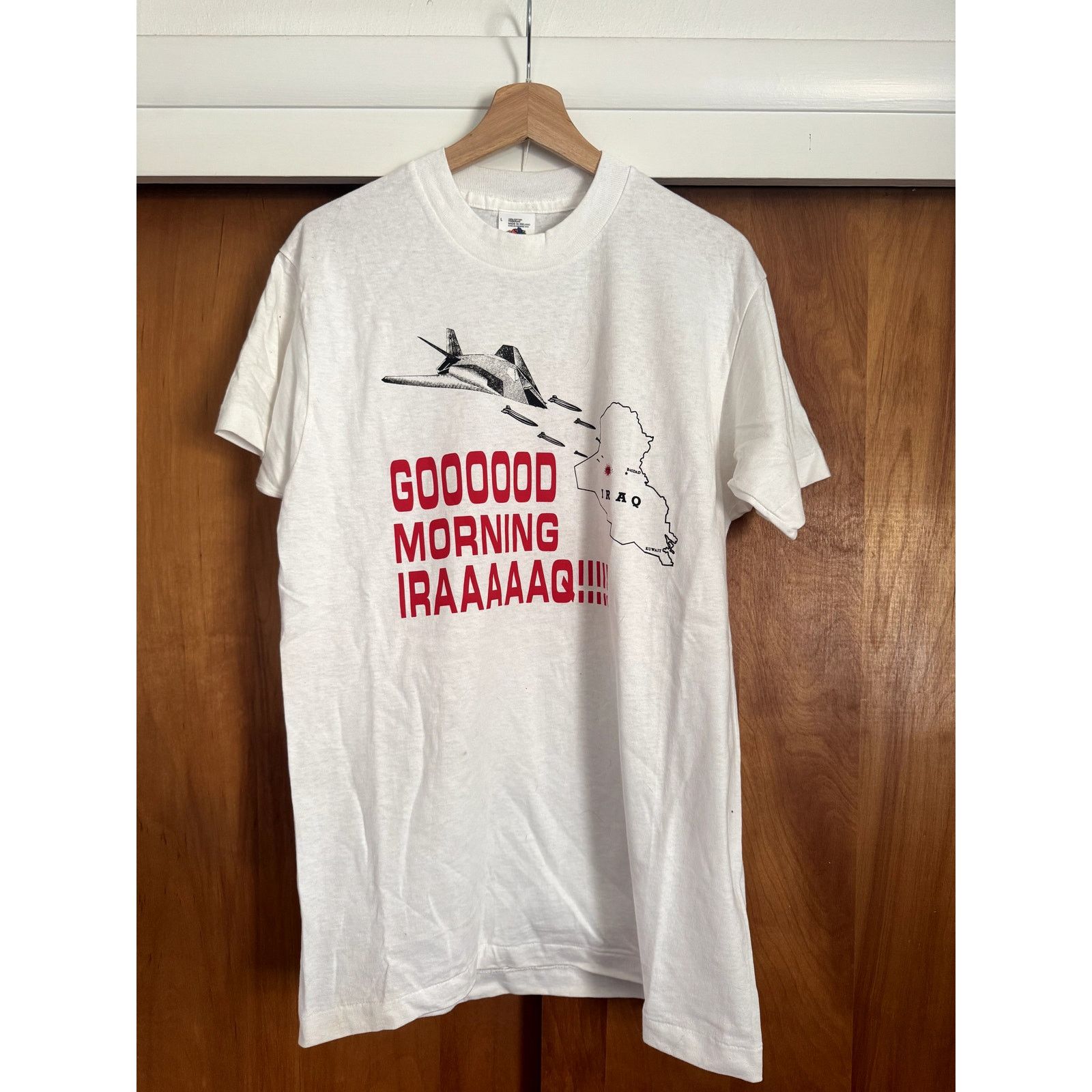 Fruit Of The Loom VINTAGE 90’s GOOD MORNING IRAQ GRAPHIC TEE SIZE L Size US L / EU 52-54 / 3 - 1 Thumbnail