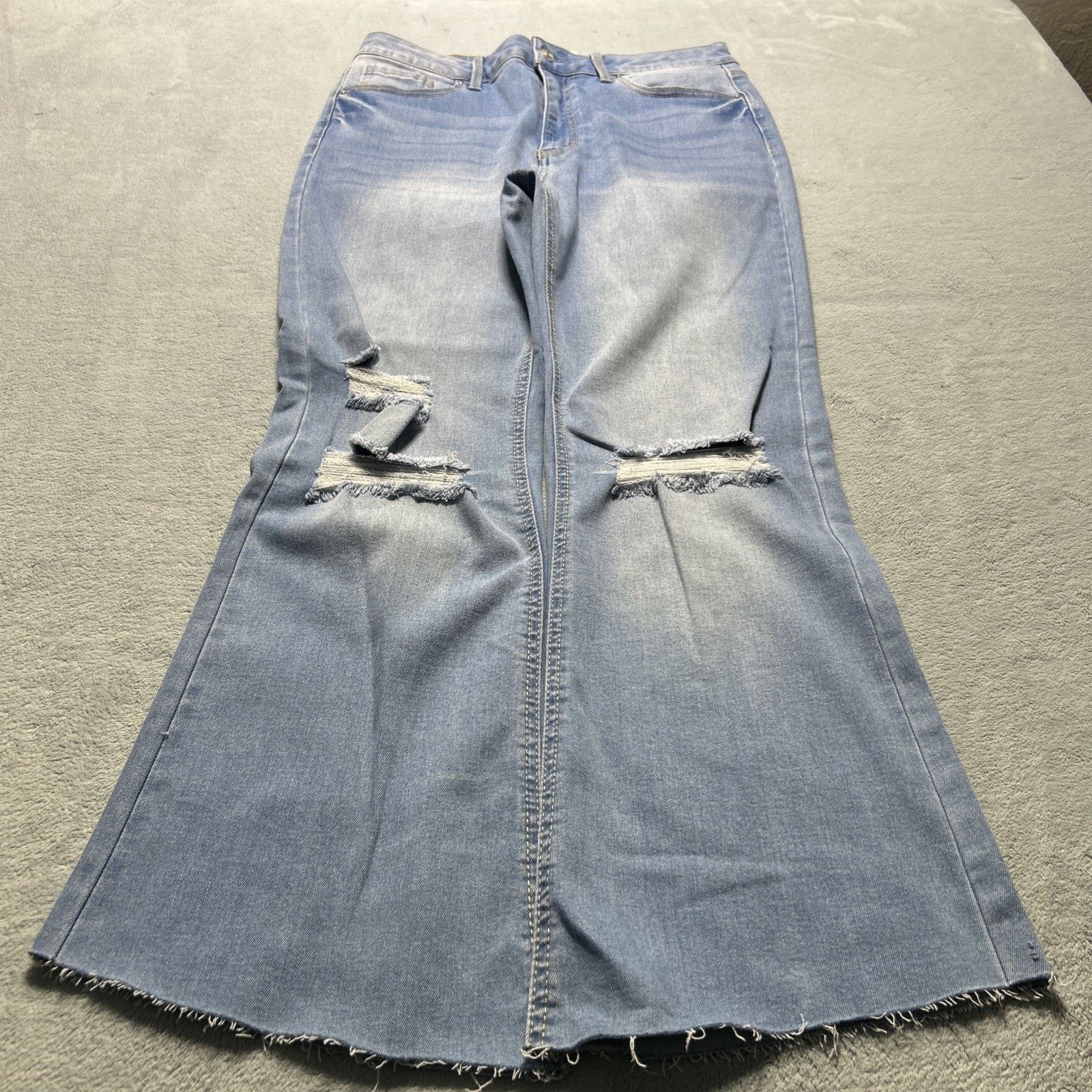 Levi's Beyond Baggy Dojo Flare Jeans Womens 31x27 Raw Hems Hamilton Size 31" - 1 Thumbnail