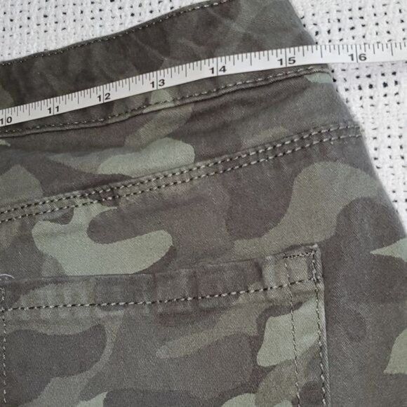 Vintage Style & Co. Curvy Skinny Leg Camouflage Sz. 10 Pants with Po Size 31" - 7 Thumbnail