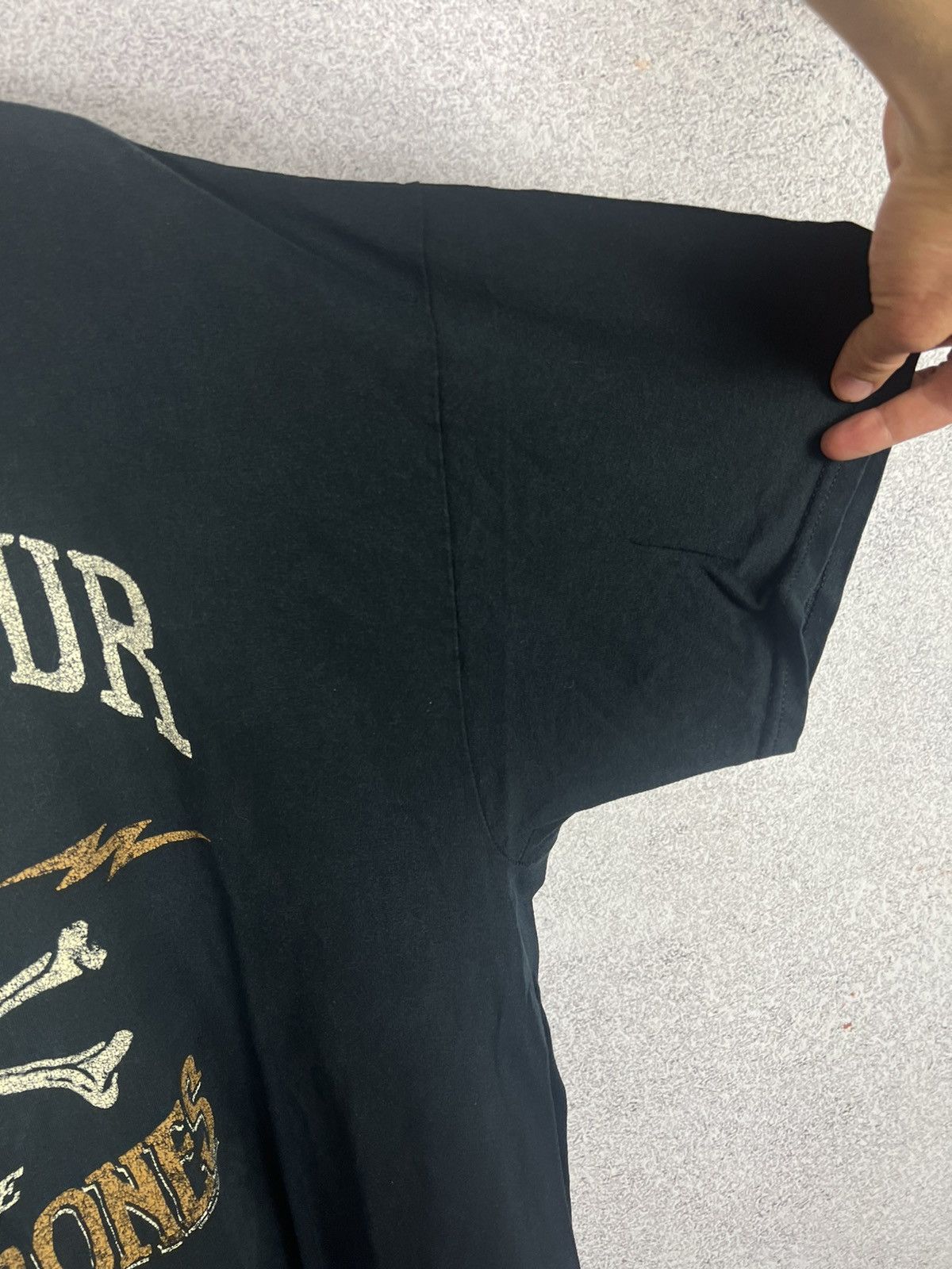 Band Tees Vintage Stone Sour House Of Gold Bones Rock Band T-Shirt Size US XXL / EU 58 / 5 - 7 Thumbnail
