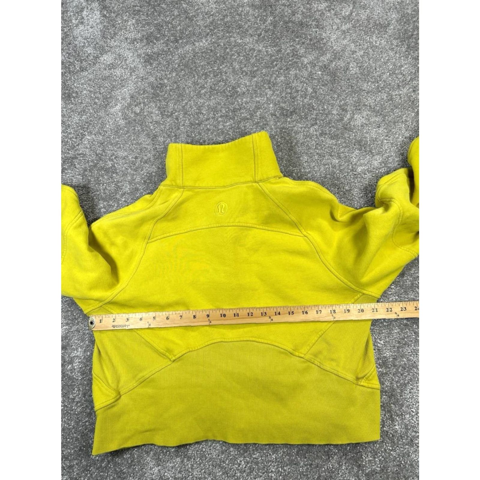 Lululemon Lululemon Scuba Sweatshirt Womens Medium Yellow Fleece Zip Pullover Logo Activewear Modern Scuba 90s? Size M / US 6-8 / IT 42-44 - 5 Thumbnail