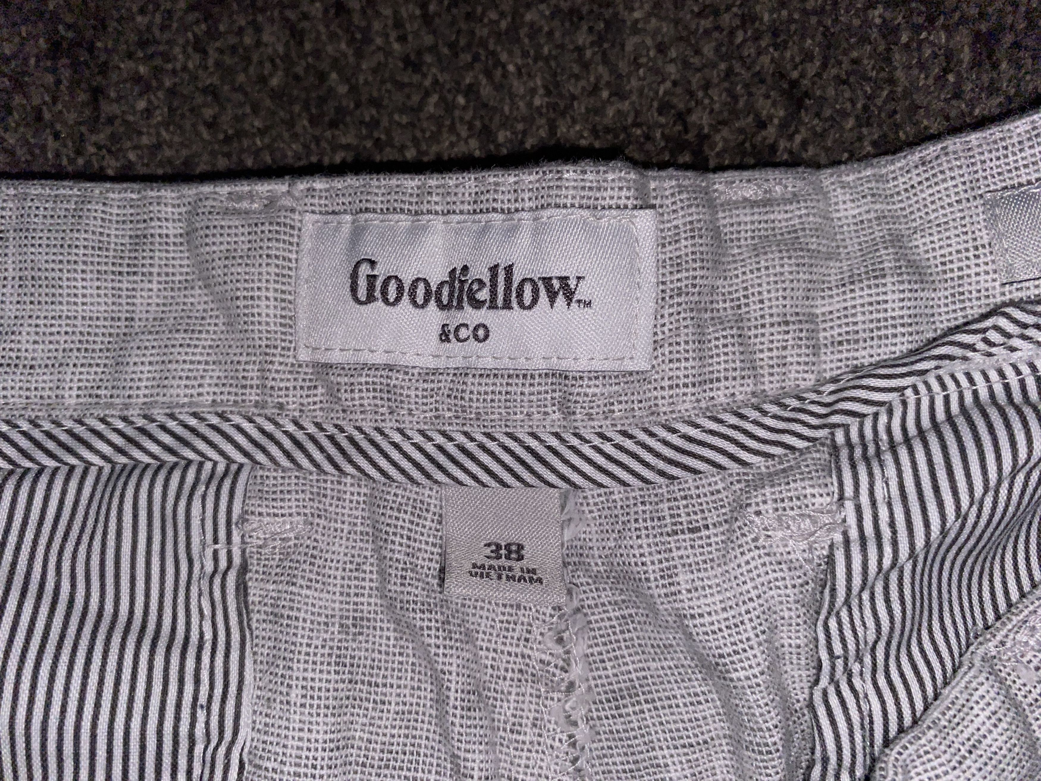 Target Basics GoodFellow Co good fellow Company Casual Shorts 38 XL chino Size US 38 / EU 54 - 4 Thumbnail