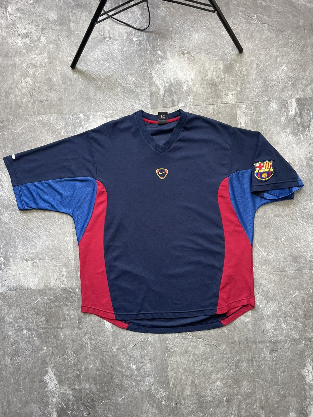 NIKE FC BARCELONA 2000 SIZE XL JERSEY SHIRT football soccer