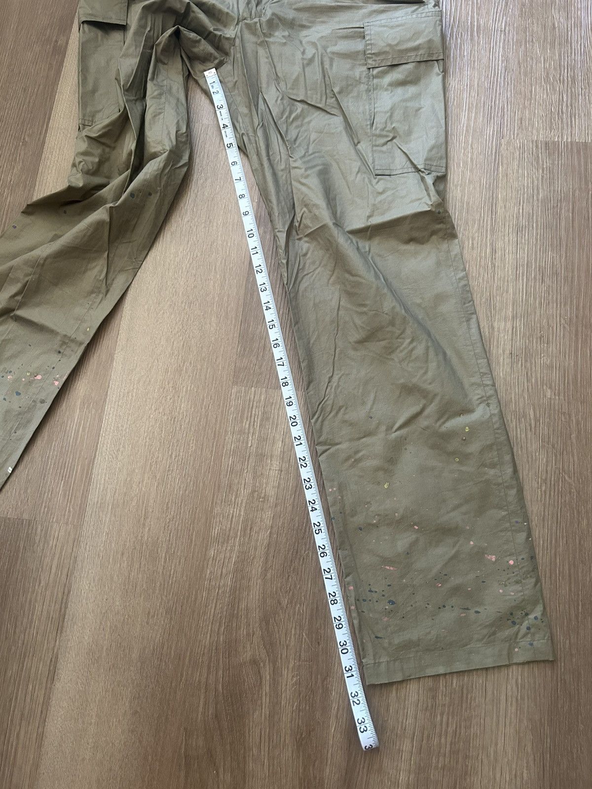 Undercover Undercover x NGAP Olive Paint Splatter Cargo Pants 1990’s Size US 32 / EU 48 - 11 Thumbnail