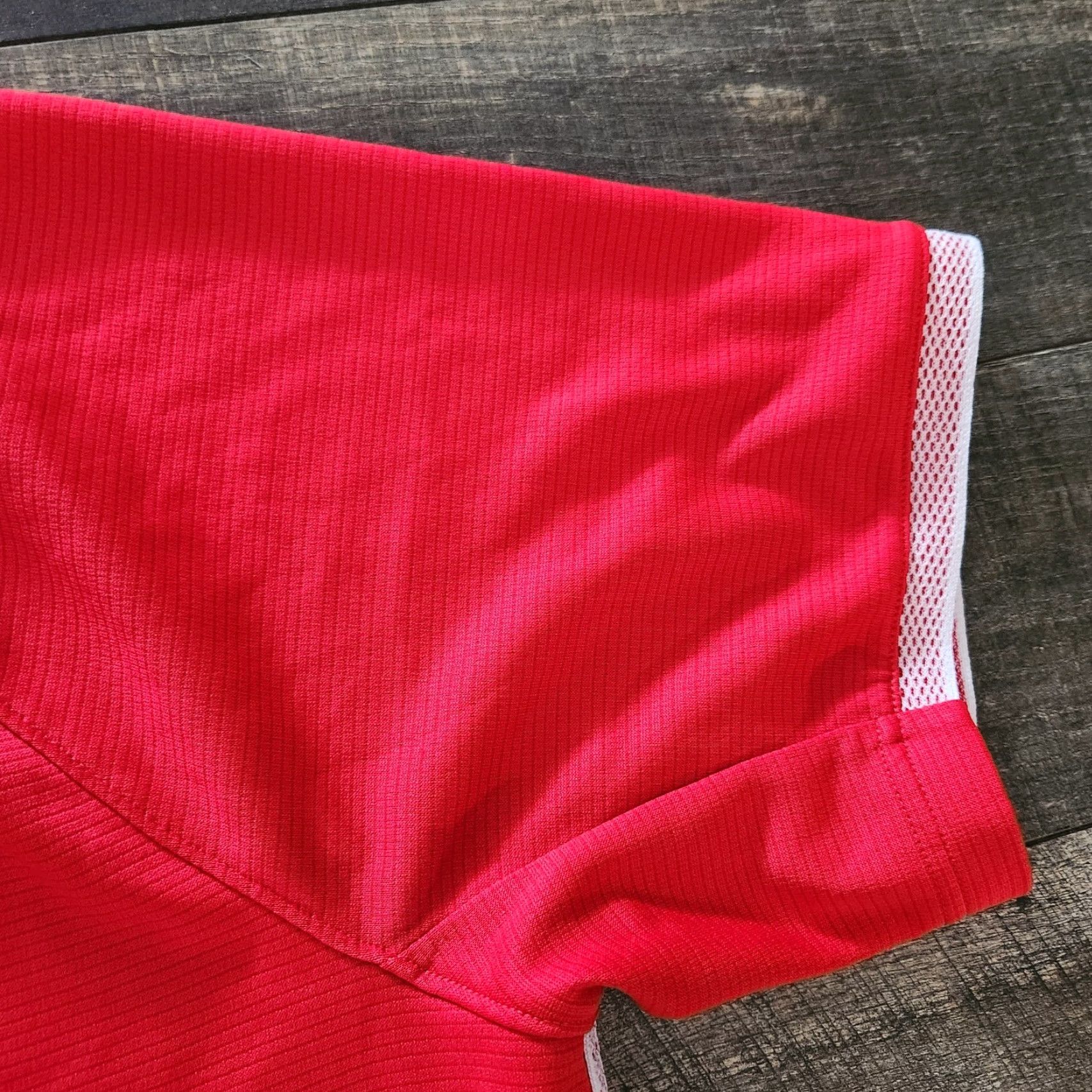 Under Armour Under Armour Polo Shirt XL Red Short Sleeve Collared HeatGear Moisture Wicking Logo Men's Polo Shirt XS? Size US XL / EU 56 / 4 - 4 Thumbnail
