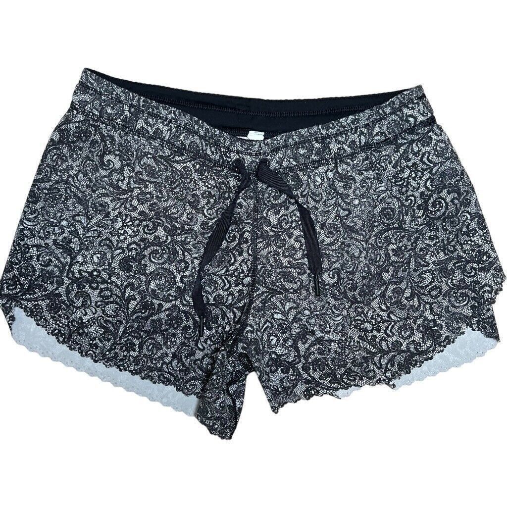 Lululemon Lululemon Hit It Short 3.5” | Black White Floral Lined | Sca Size 27" / US 4 / IT 40 - 1 Thumbnail