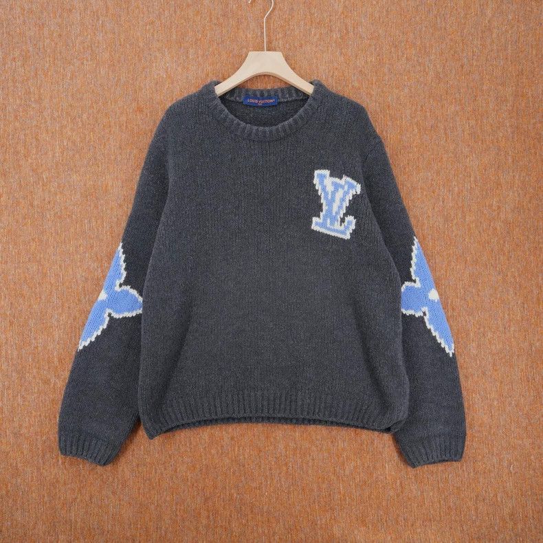 Louis Vuitton louis vuitton gray ski series sweater-dmc Size US L / EU 52-54 / 3 - 1 Thumbnail