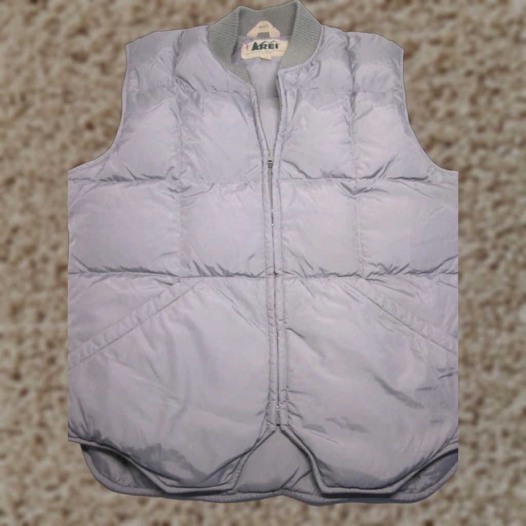Vintage Rei Womens Puffer Vest Size M Gray Outerwear Size M / US 6-8 / IT 42-44 - 1 Thumbnail