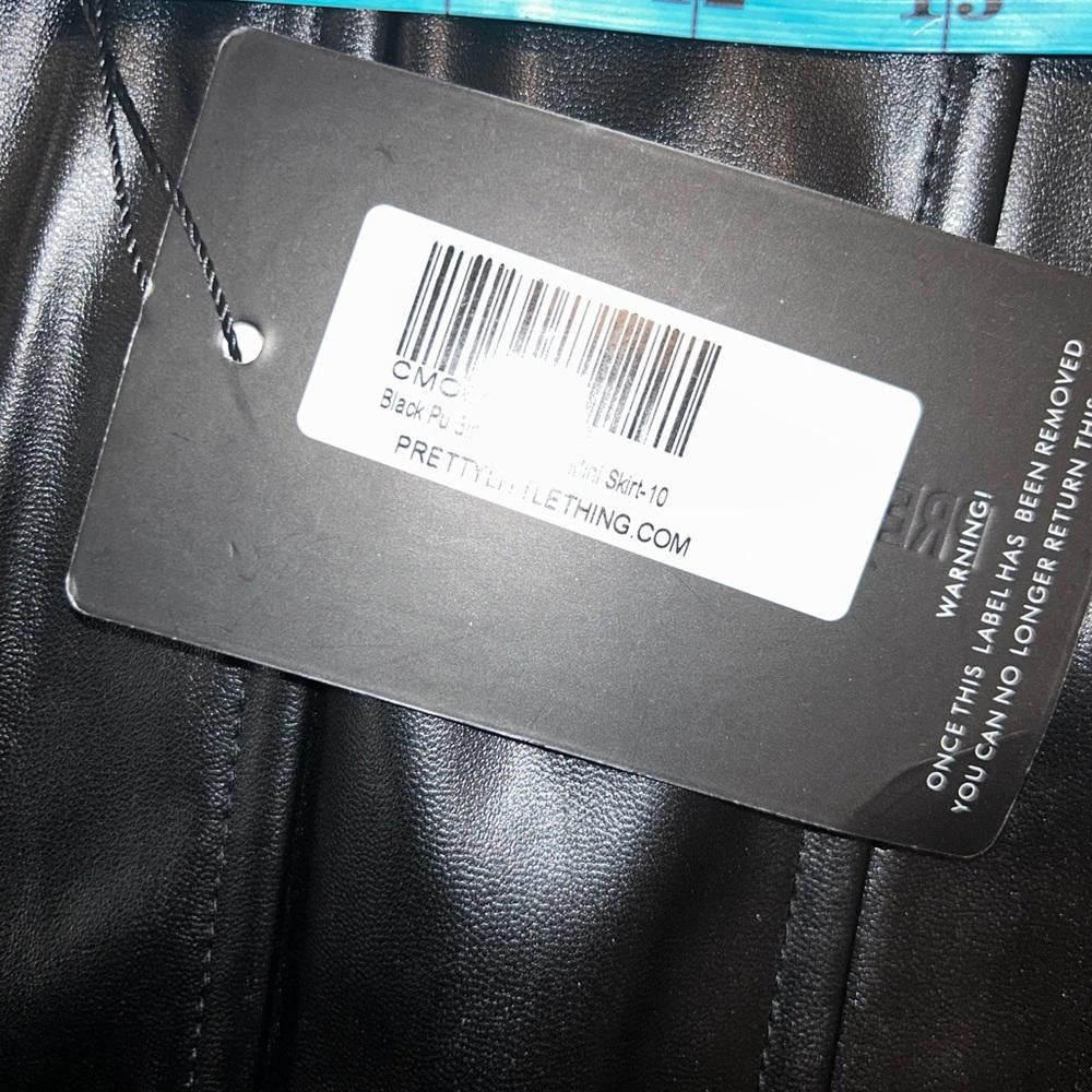 Designer PrettyLittleThing l NWT Black PU Binding Mini Skirt 6 Size 28" / US 6 / IT 42 - 8 Thumbnail