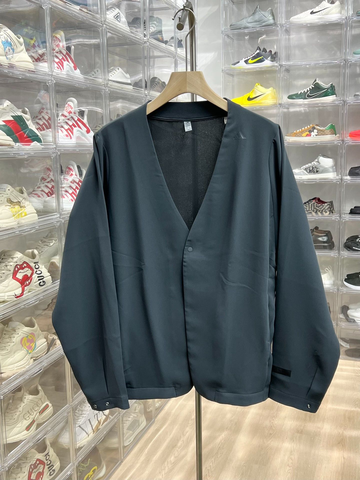 Adidas Adidas Gray Light Jacket s Men Size US S / EU 44-46 / 1 - 1 Thumbnail