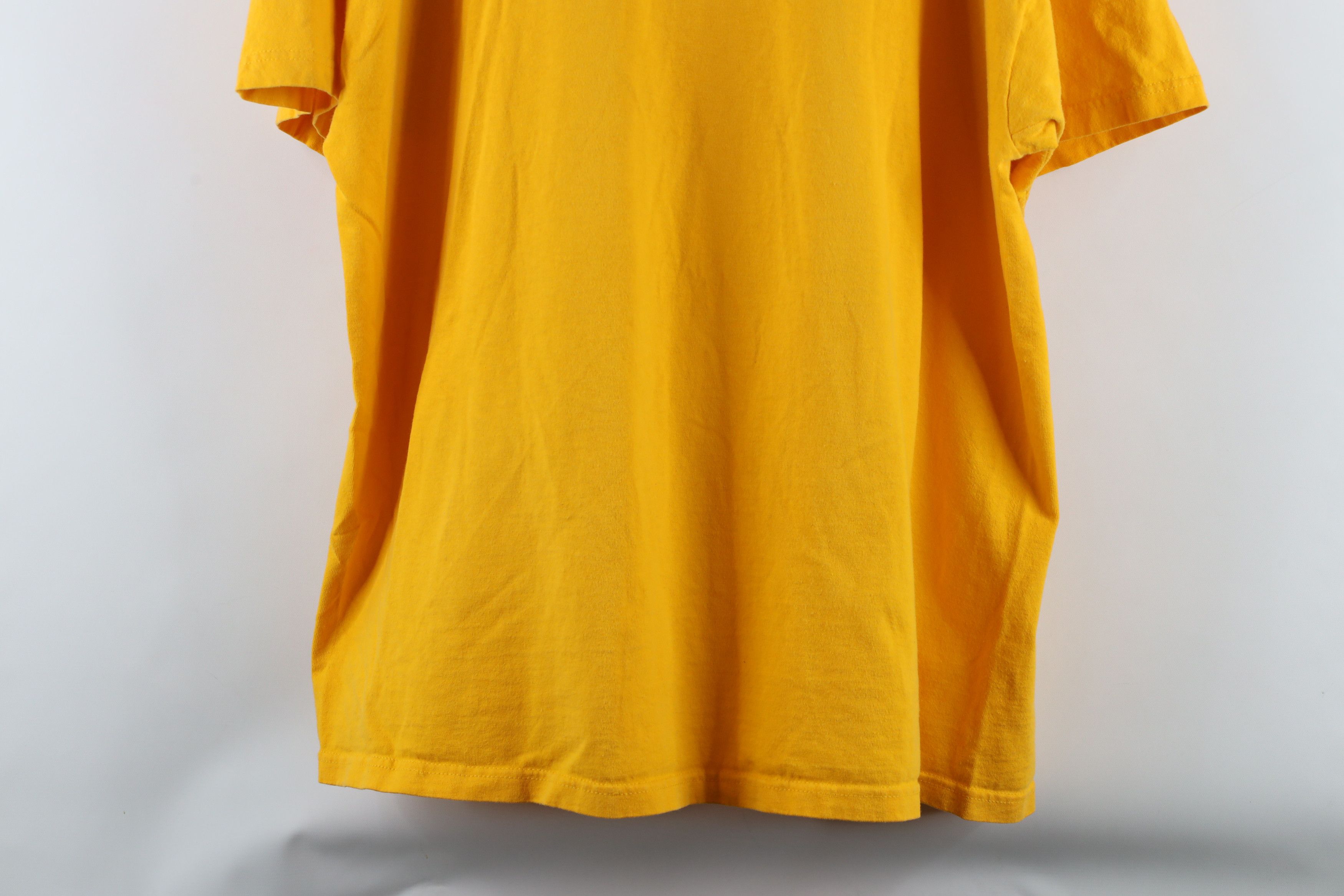 Vintage Vintage 90s Spell Out University of Michigan T-Shirt Maize Size US XXL / EU 58 / 5 - 12 Thumbnail