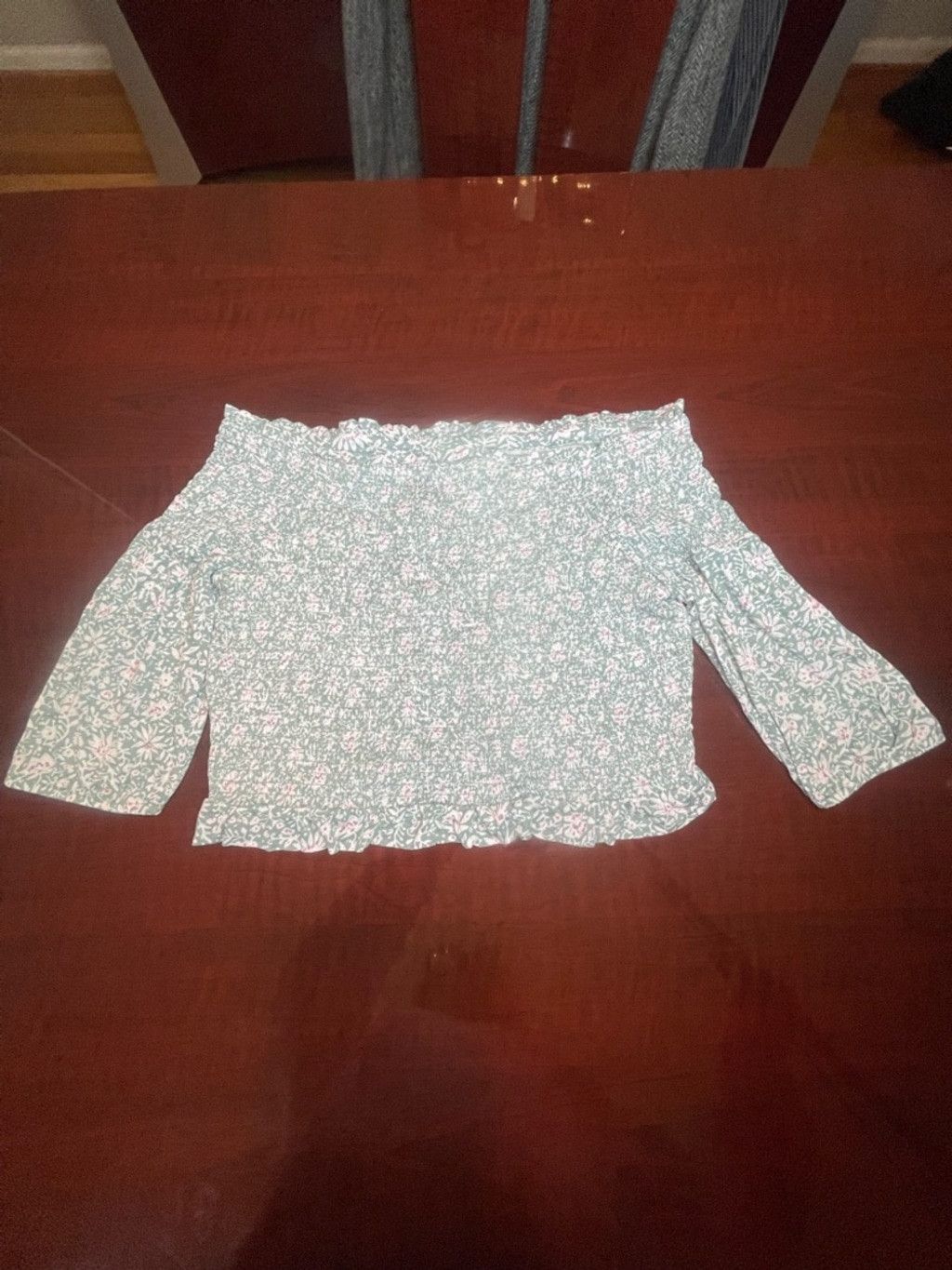 Loft LOFT Beach Floral Smocked Off the Shoulder Top Cottagecore L Size L / US 10 / IT 46 - 2 Thumbnail