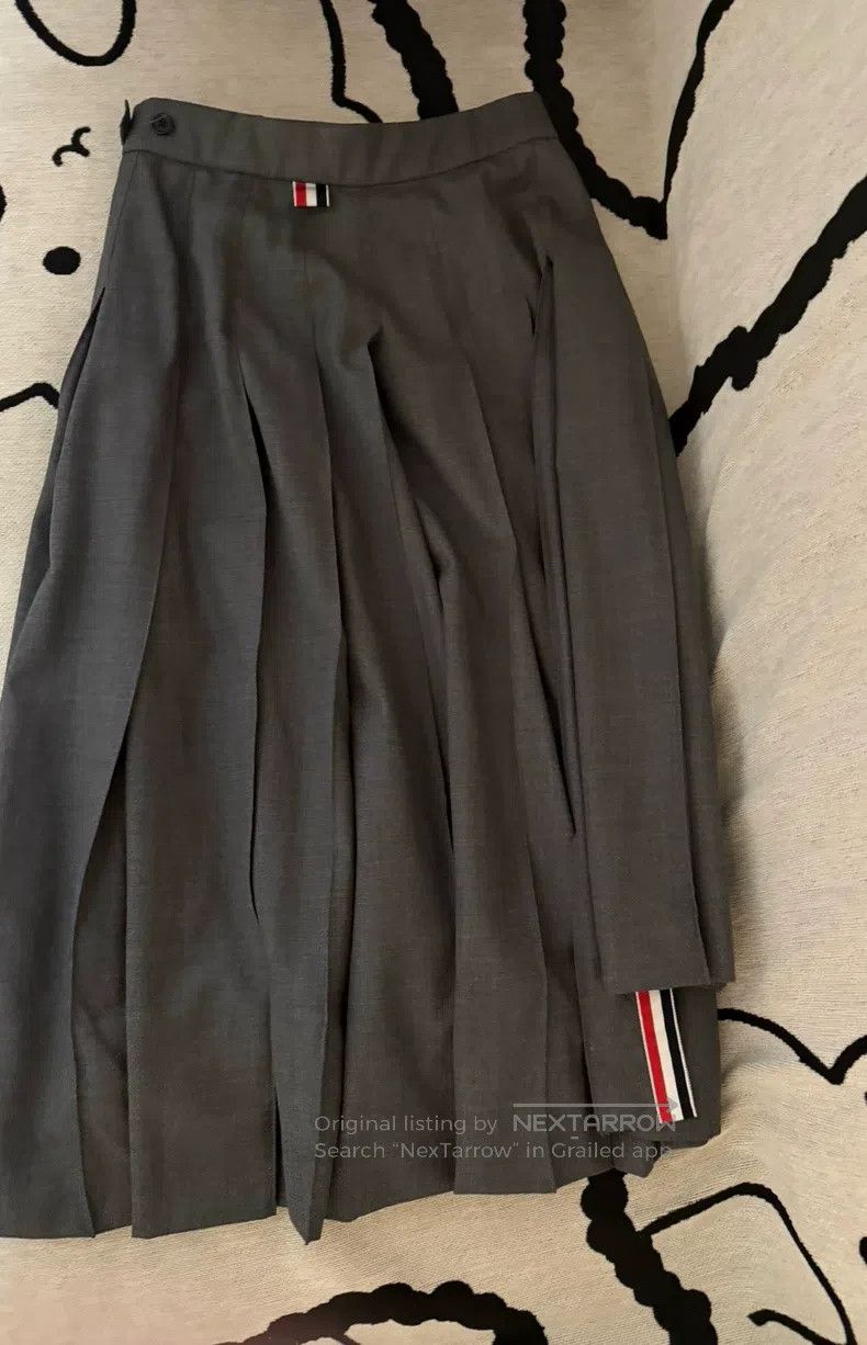 Thom Browne Thom Browne Wool pleated dress Size 24" / US 00 / IT 34 - 4 Thumbnail
