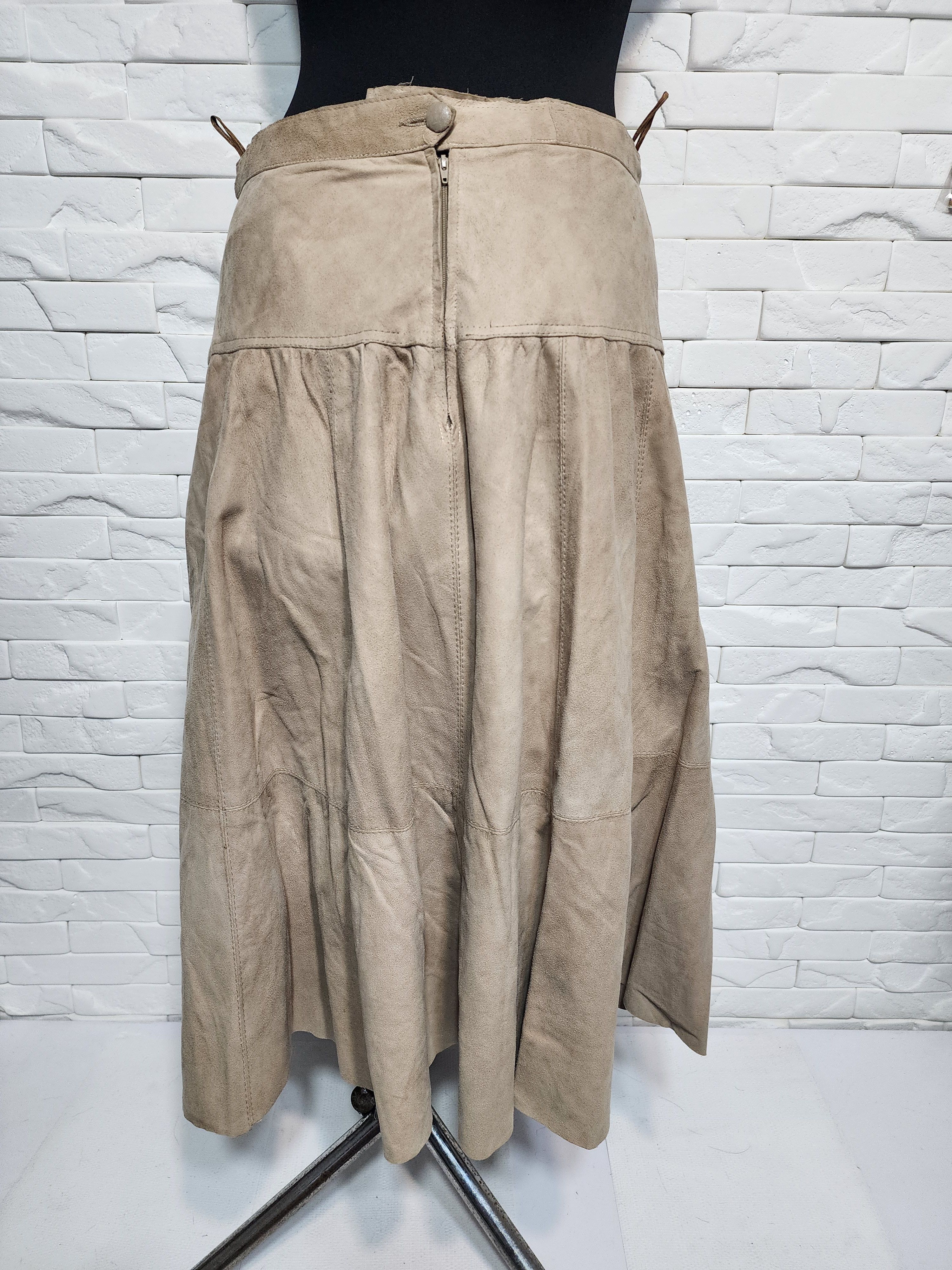 Other Beige Leather Skirt: Flared Skirt. Size 31" - 4 Thumbnail