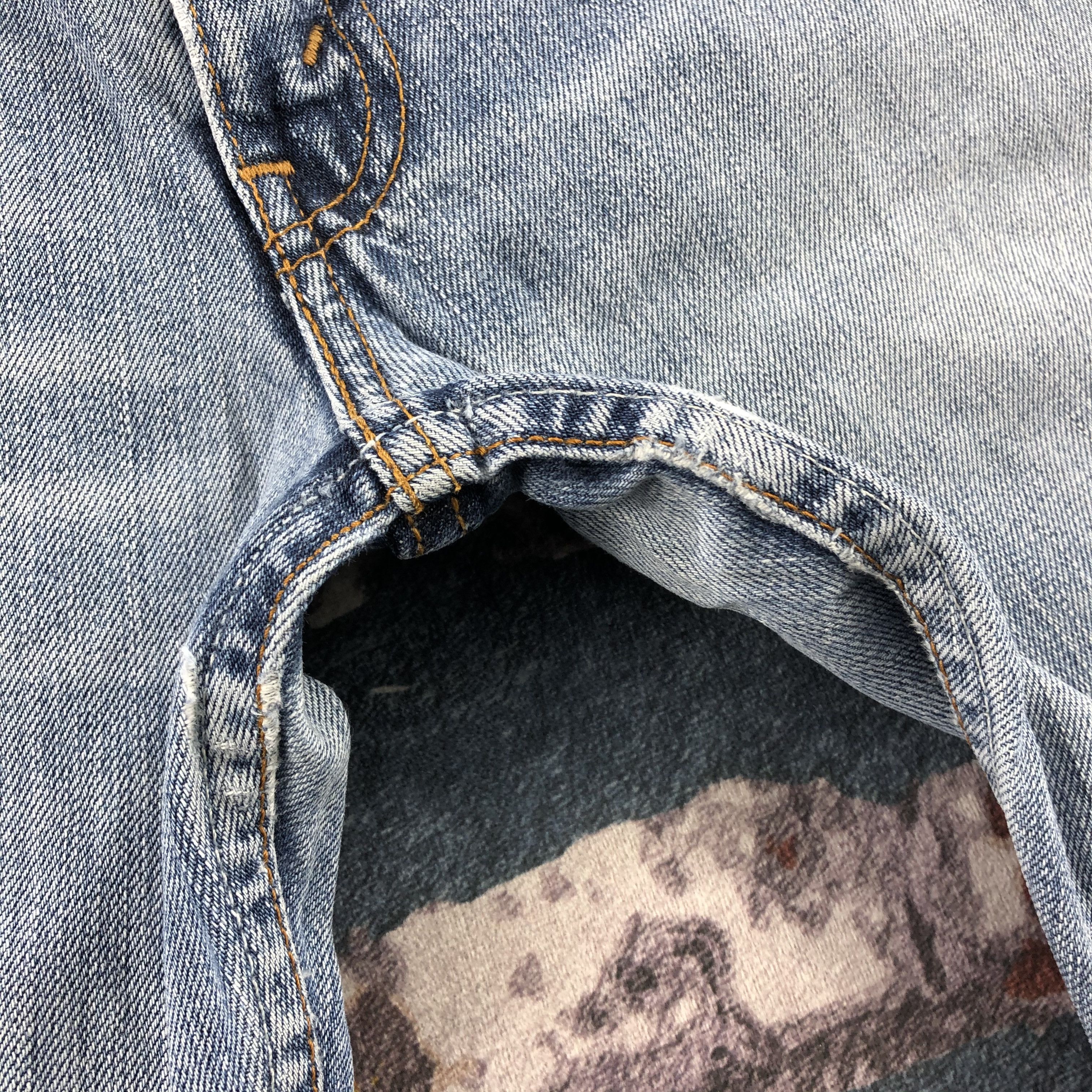 Levi's × Vintage 90s Vintage Light Wash Levis Jeans-JM2751 Size US 30 / EU 46 - 9 Thumbnail