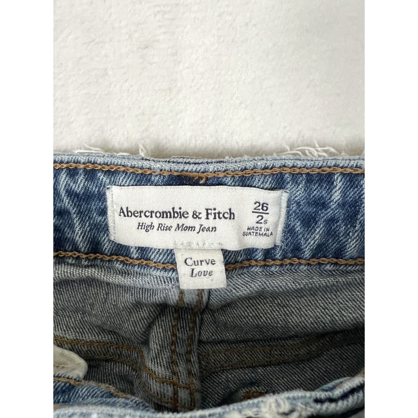 Abercrombie & Fitch Abercrombie & Fitch High Rise Mom Jeans Womens 26 Distressed Blue 5-Pocket Curve Love Jeans Size 26" / US 2 / IT 38 - 5 Thumbnail