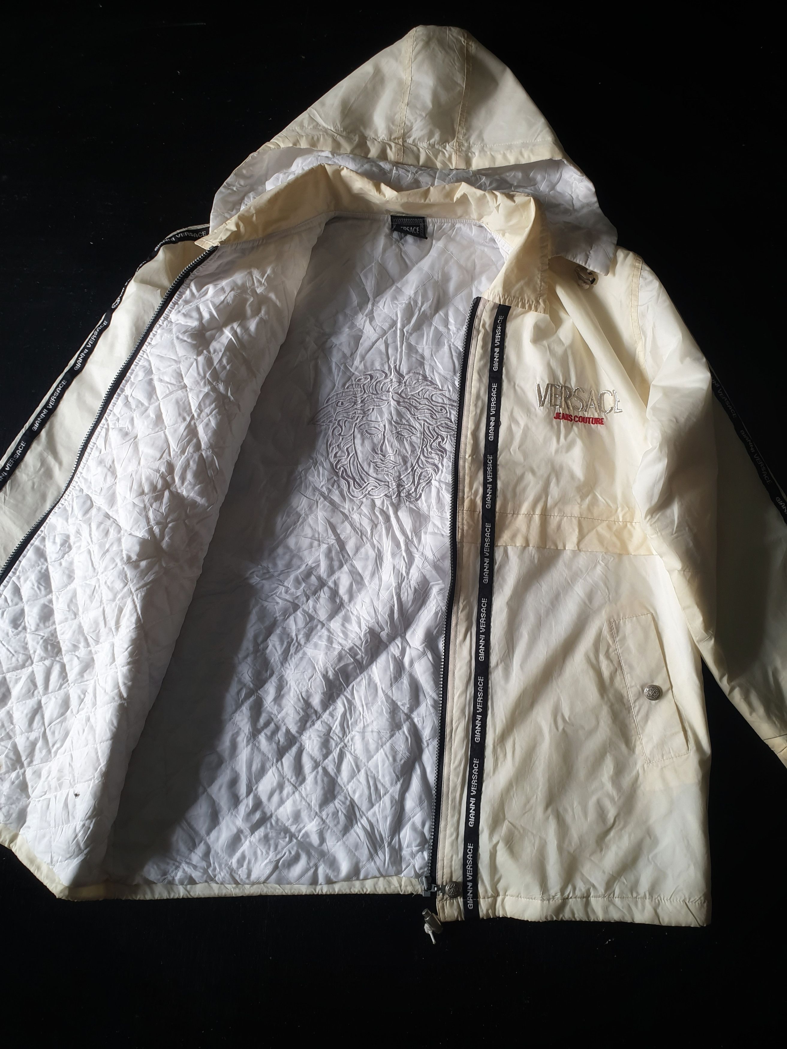 Versace × Versace Jeans Couture Vintage Versace Jeans Couture Spell Out Logo Medusa Coats Size US L / EU 52-54 / 3 - 1 Thumbnail