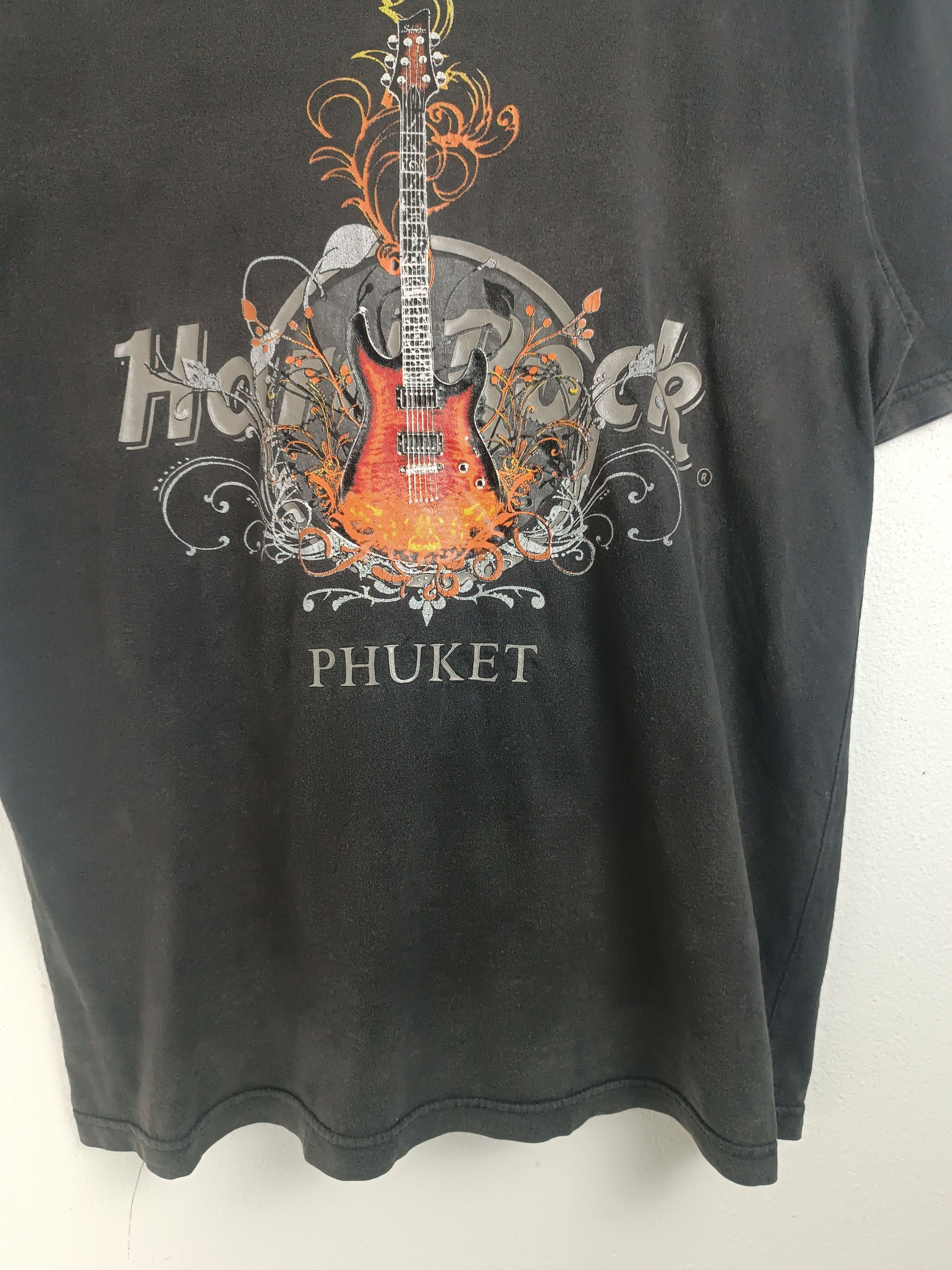 Hard Rock Cafe THRASHED FADED VINTAGE Y2K HARD ROCK CAFE PHUKET GRUNGE PUNK Size US M / EU 48-50 / 2 - 8 Thumbnail