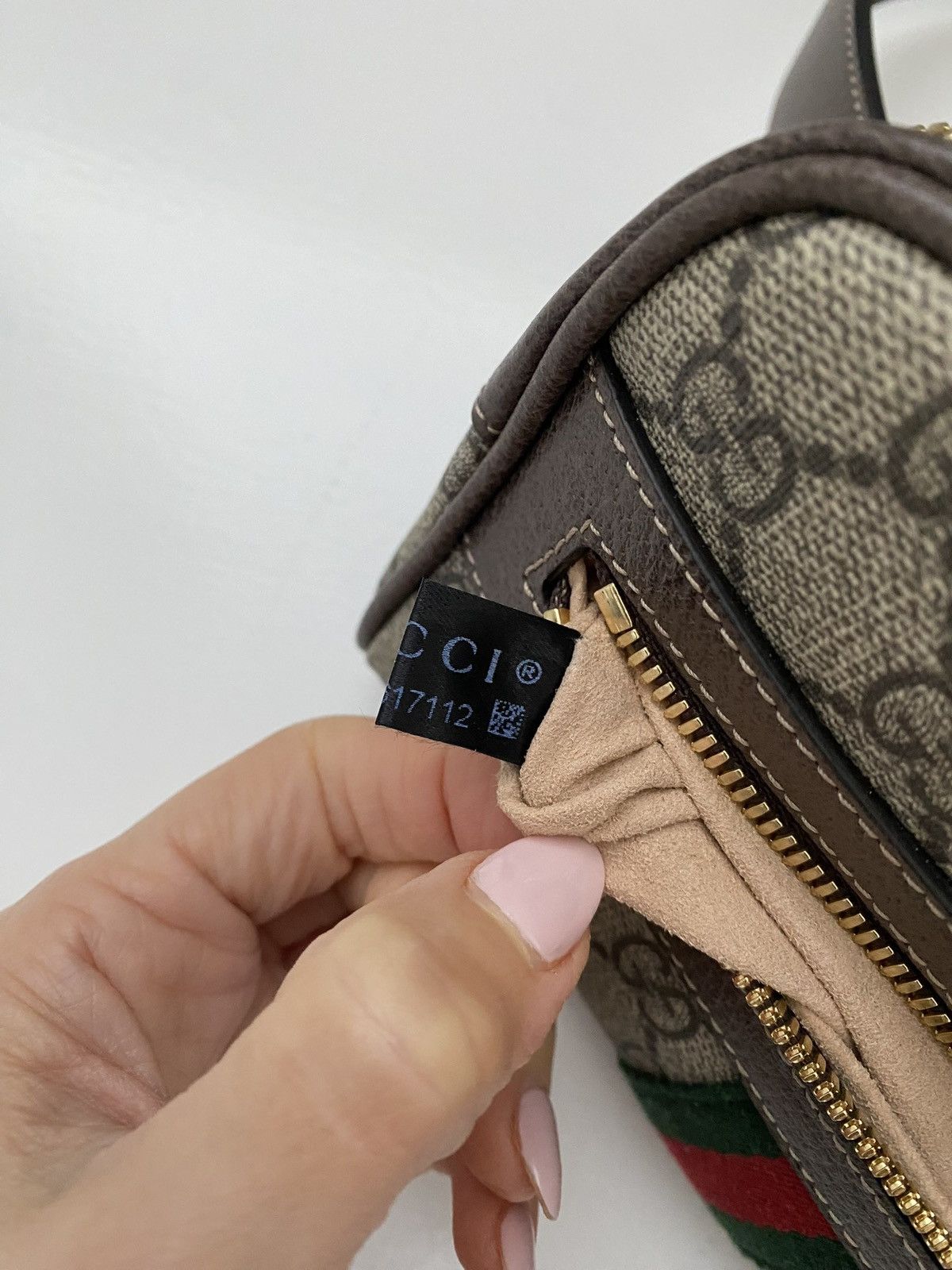 Gucci Authentic Gucci Ophidia belt bag/ bumbag Size 38 - 20 Thumbnail