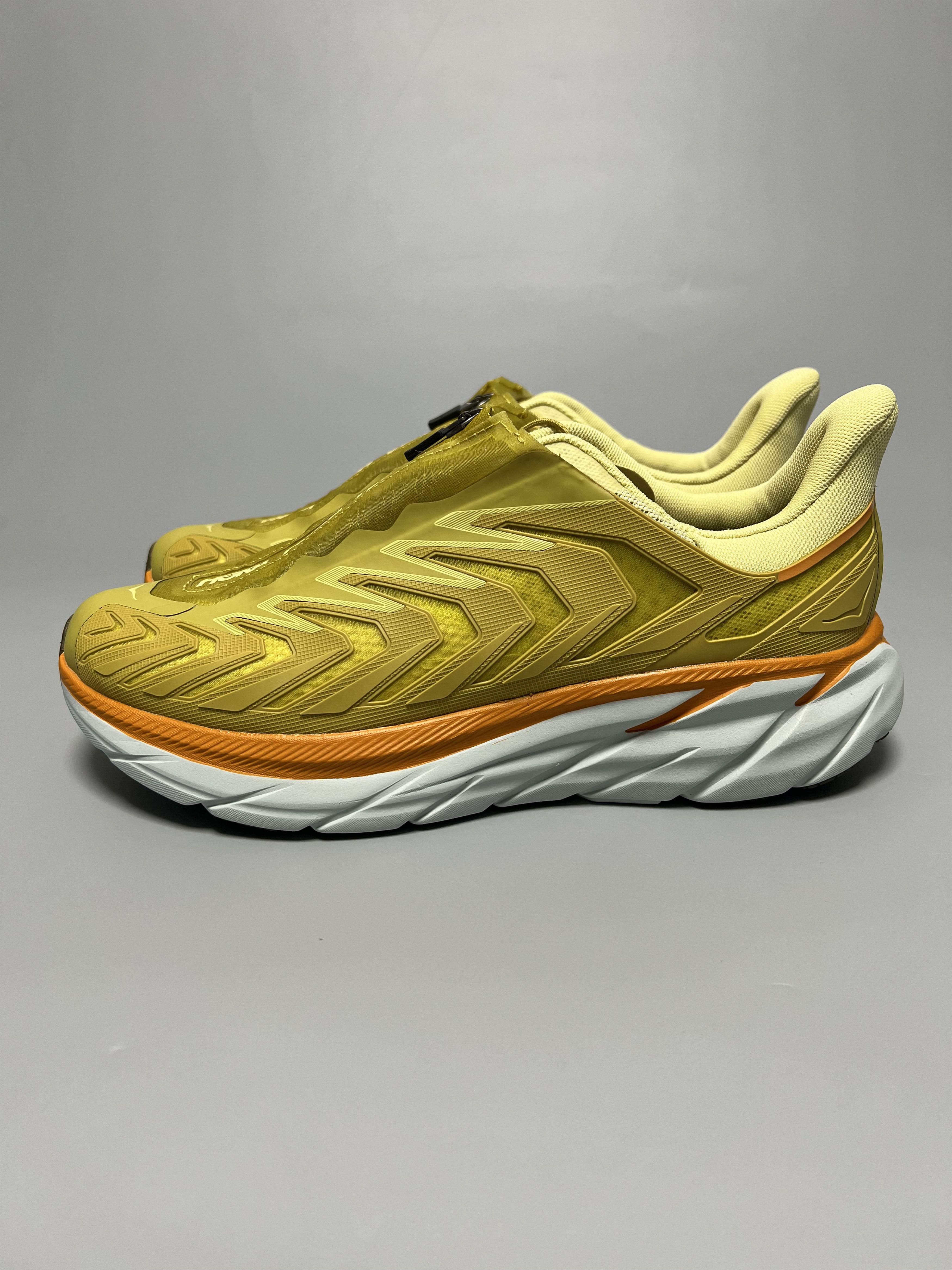 Hoka Hoka One One Project Clifton Running Shoes Size US 10 / EU 43 - 2 Thumbnail