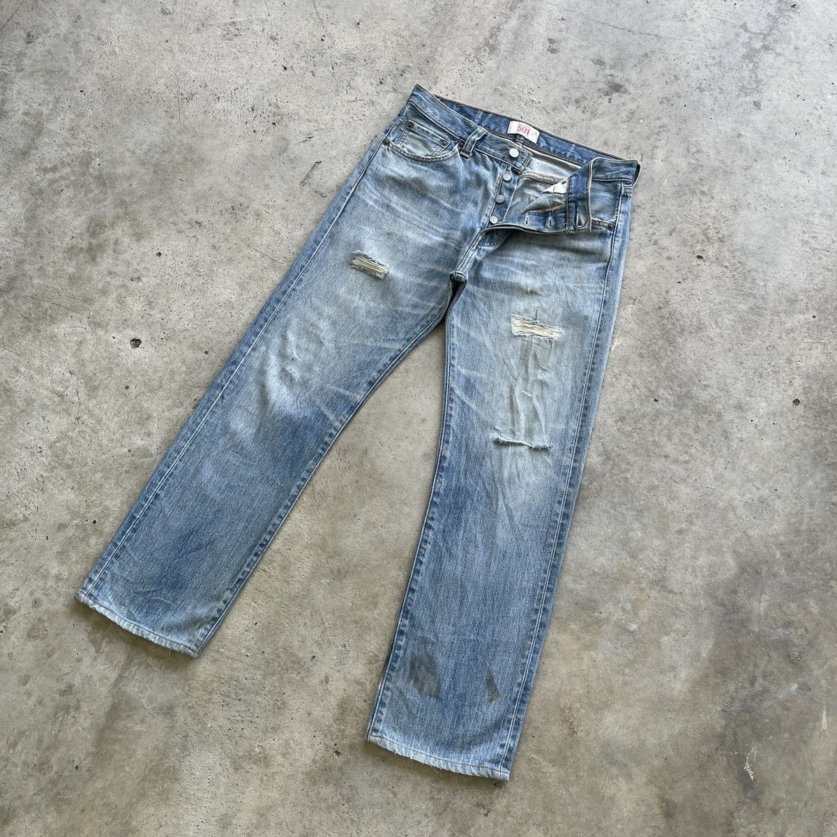 Levi's Vintage Clothing W31 Vintage Levi’s 501 Faded Denim Pants Distressed Jeans Size US 31 - 2 Thumbnail