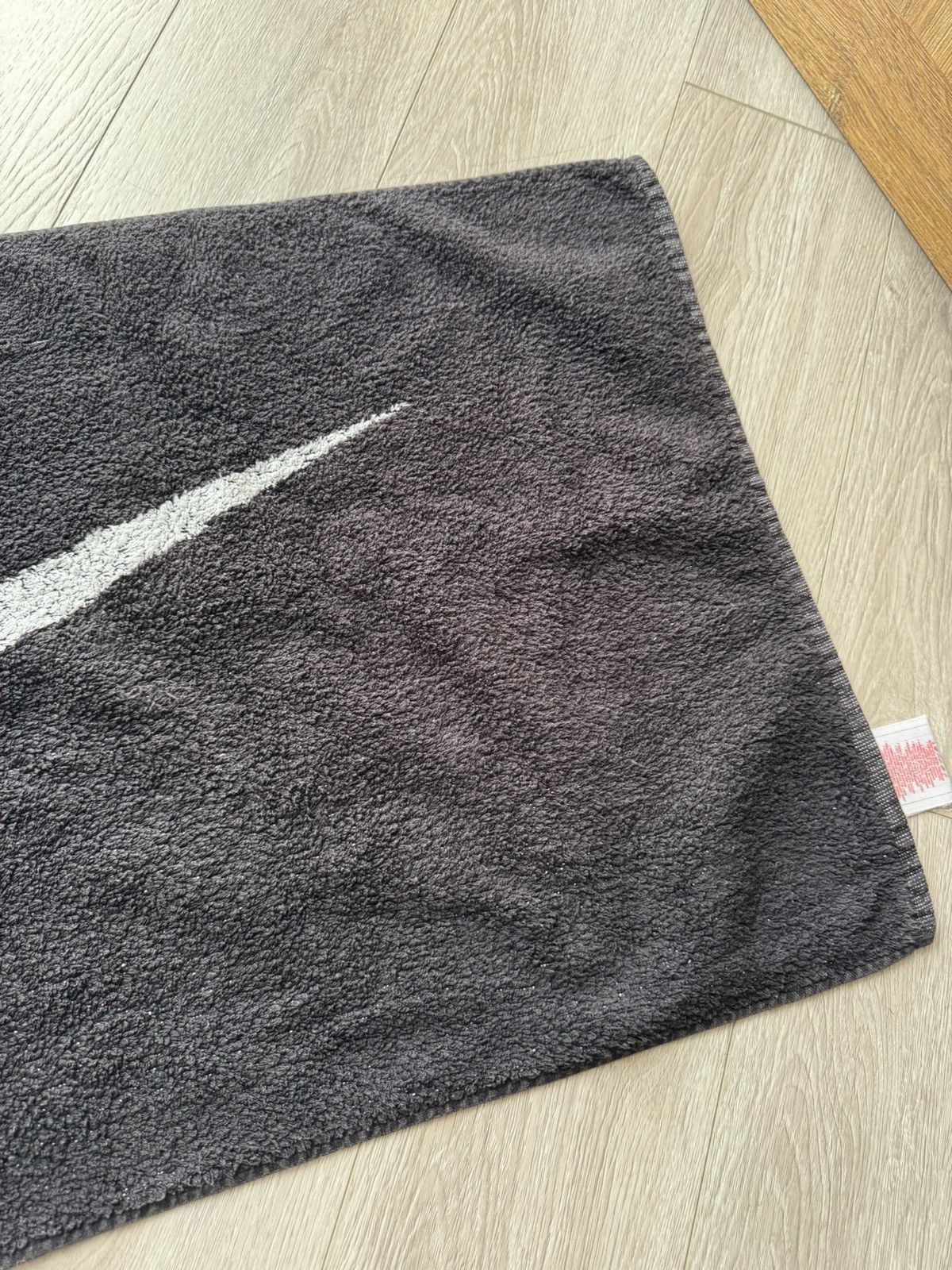 Nike NIKE TOWEL VERY RARE Size ONE SIZE - 4 Thumbnail