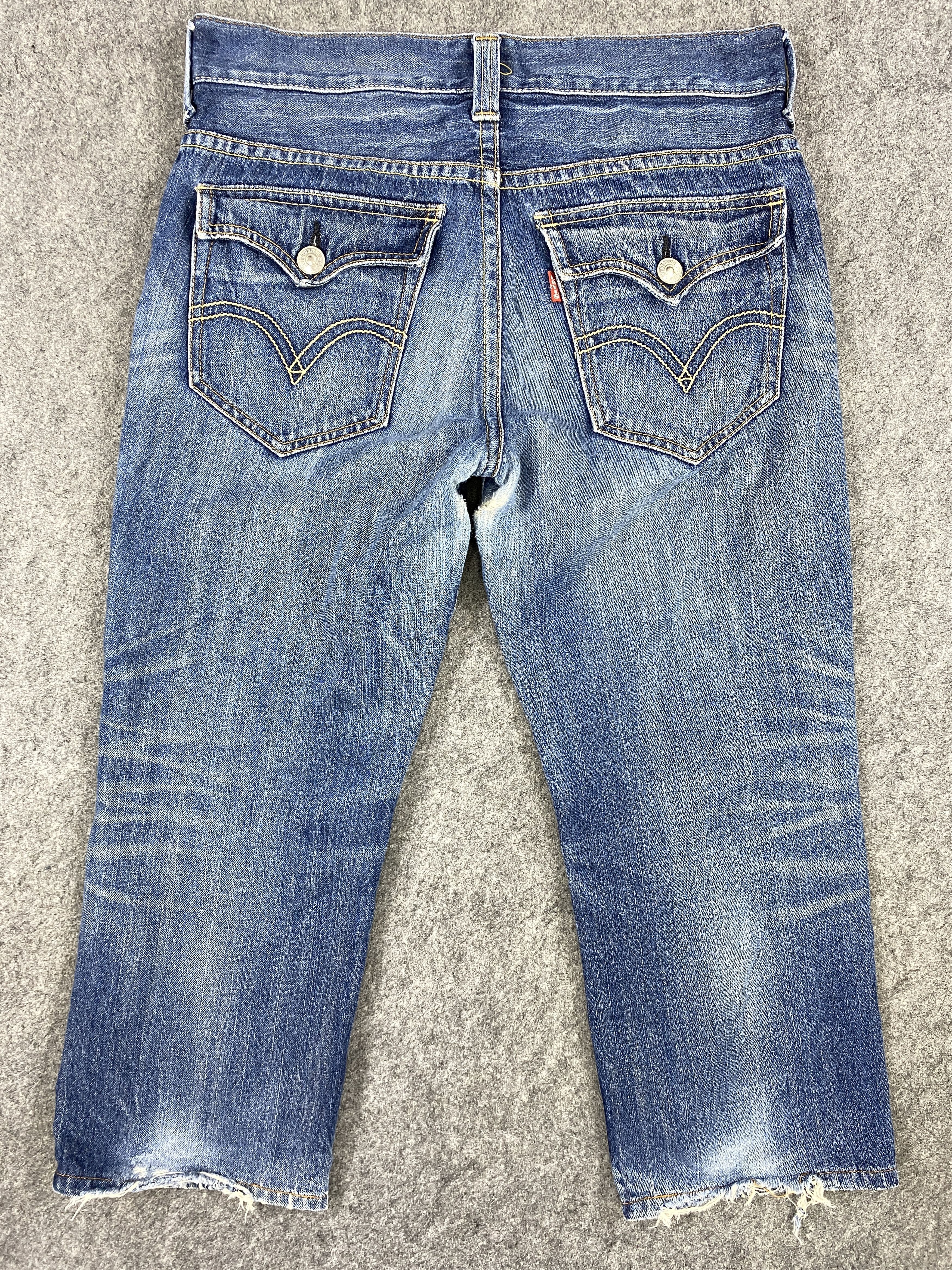 Distressed Blue Vintage Levi's 702 34x24 Denim -SJ079