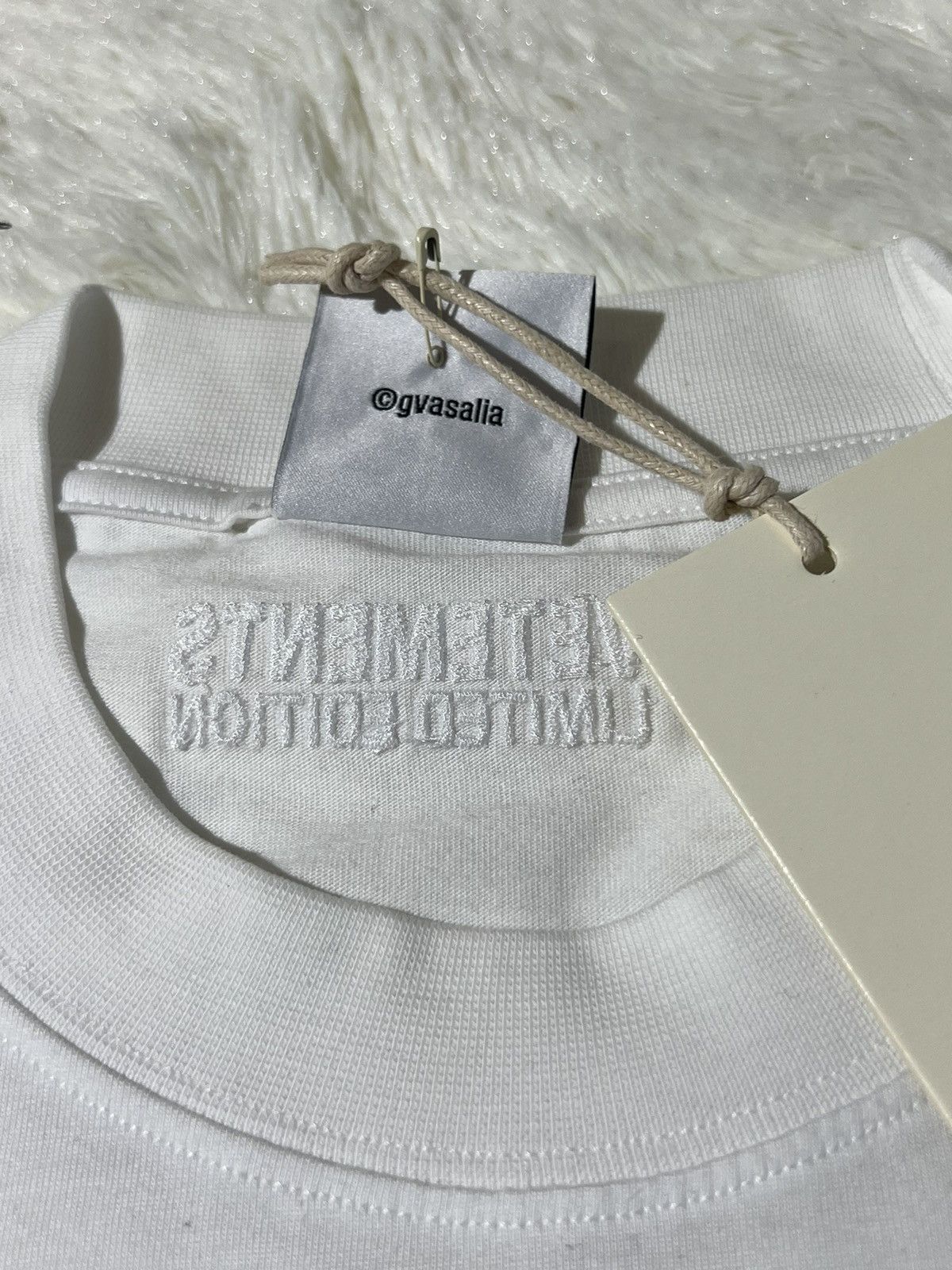 Vetements Vetements Single and Ready to Mingle White T Shirt Size US XS / EU 42 / 0 - 4 Thumbnail