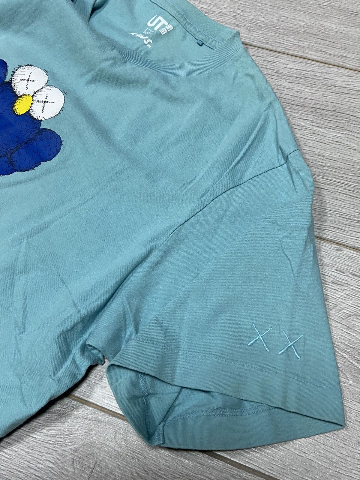 Kaws × Uniqlo KAWS Uniqlo sesame street big print x x t-shirt Size US L / EU 52-54 / 3 - 5 Thumbnail