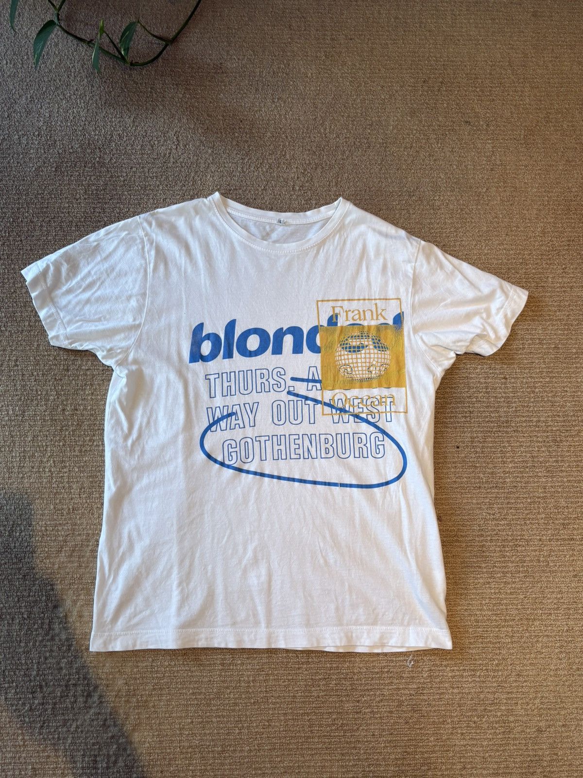 Frank Ocean Frank Ocean ‘Blonded’ tour merch. “Way Out West” Size US L / EU 52-54 / 3 - 2 Thumbnail