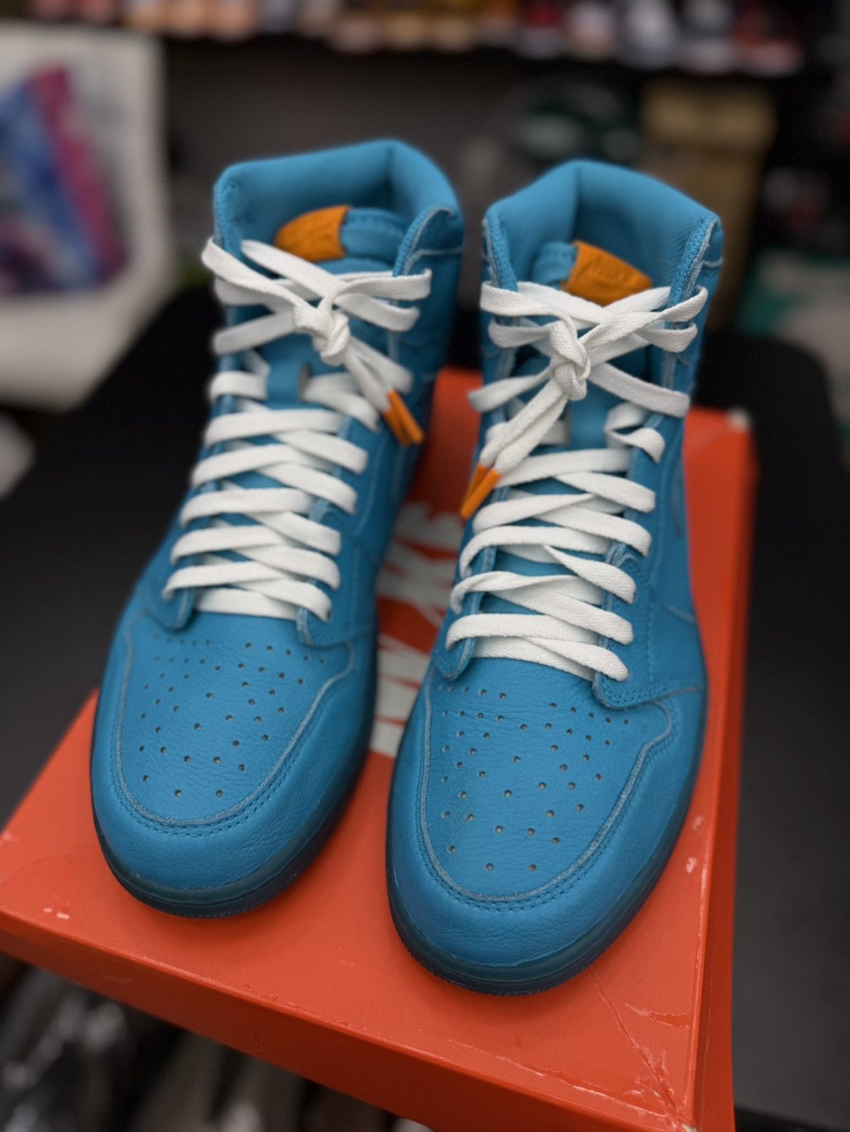 Jordan Brand Jordan 1 Gatorade Blue Lagoon Size 10.5 Pre Owned 🧼 Size US 10.5 / EU 43-44 - 5 Thumbnail