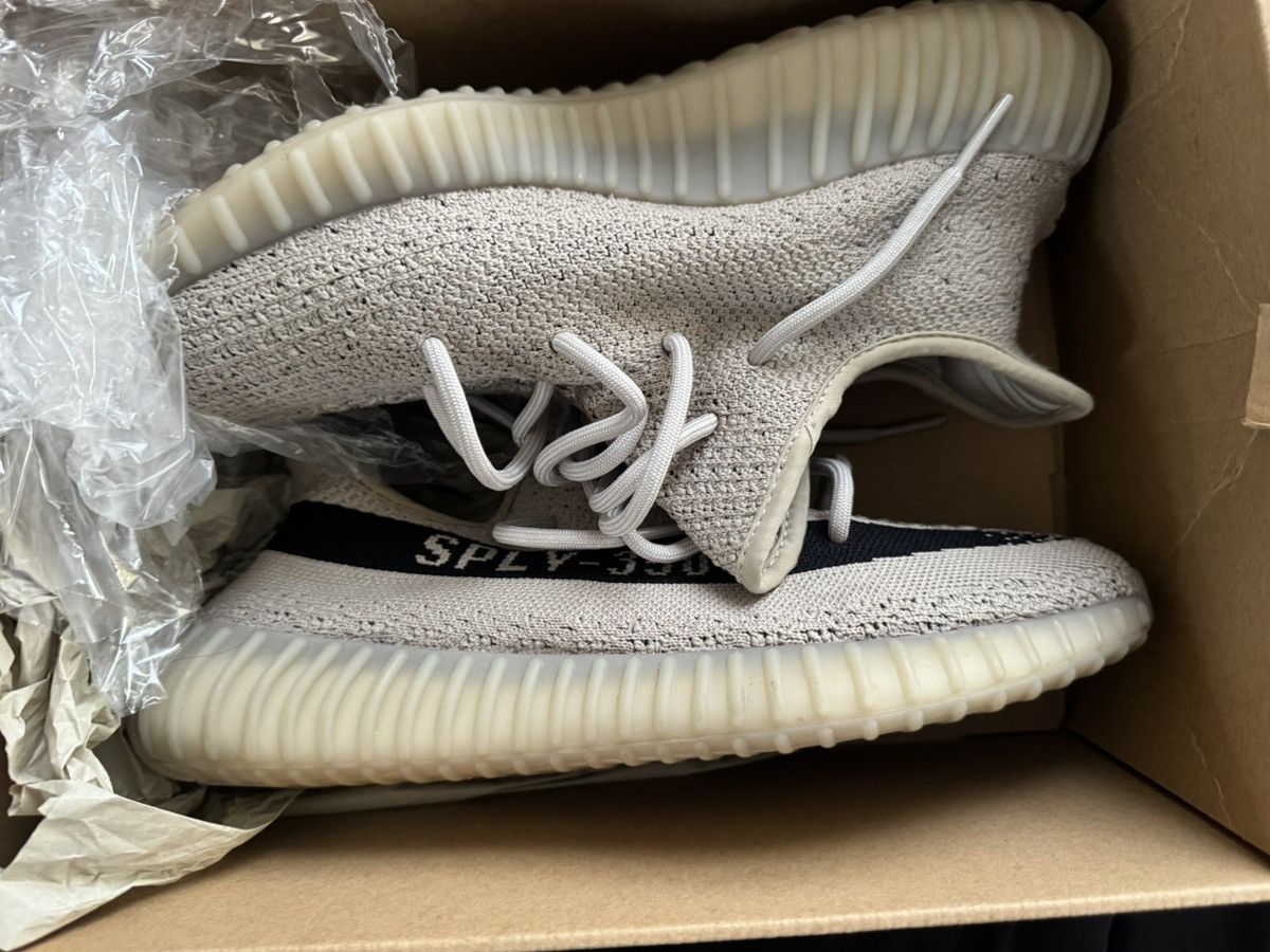 Adidas × Yeezy yeezy Size US 9.5 / EU 42-43 - 1 Thumbnail